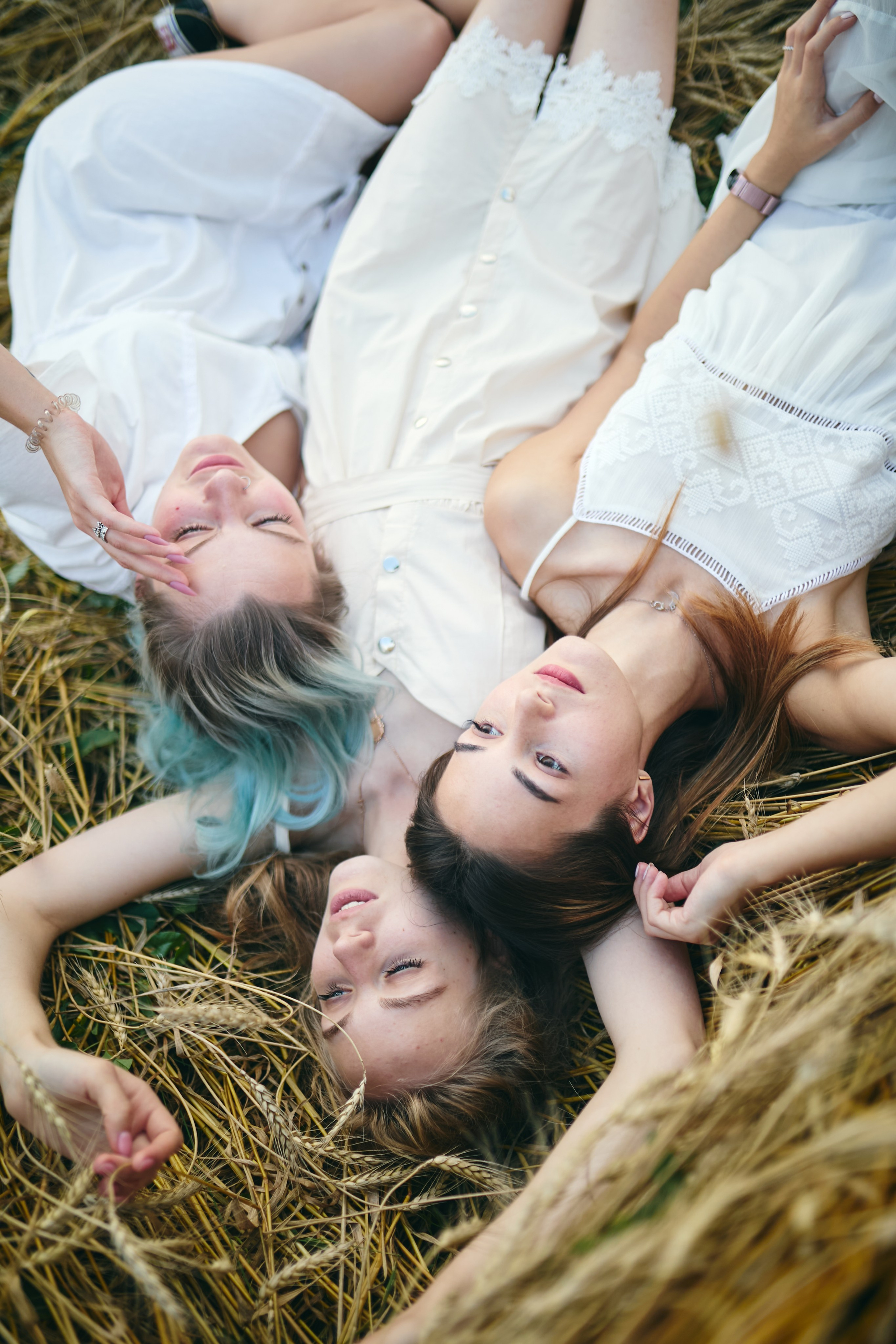 Аня, Лена и Арина. Фотограф София Комкина