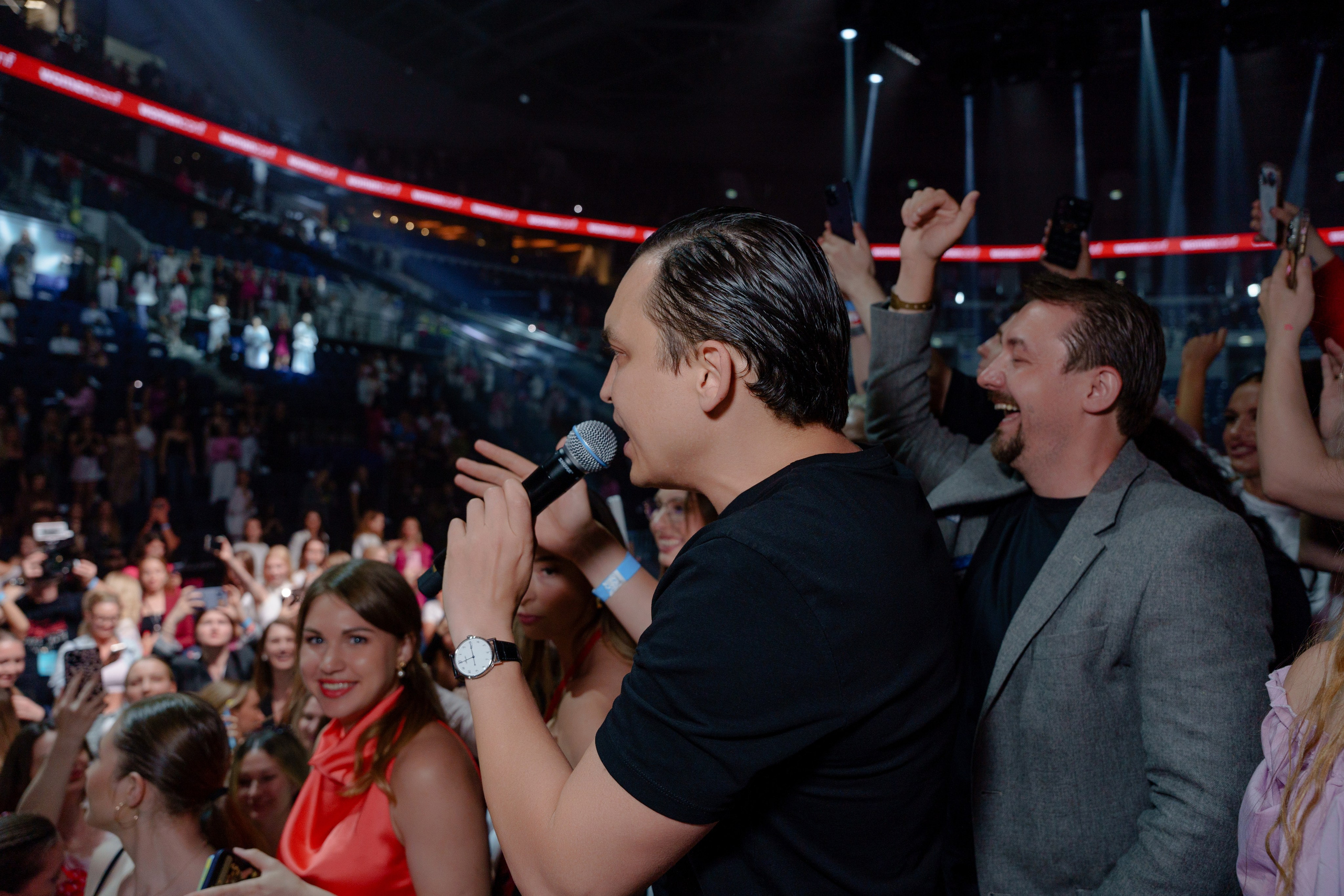 Фотограф на самую масштабную женскую конференцию в России WomenConf. Репортажный фотограф Москва Сергей Дружинин