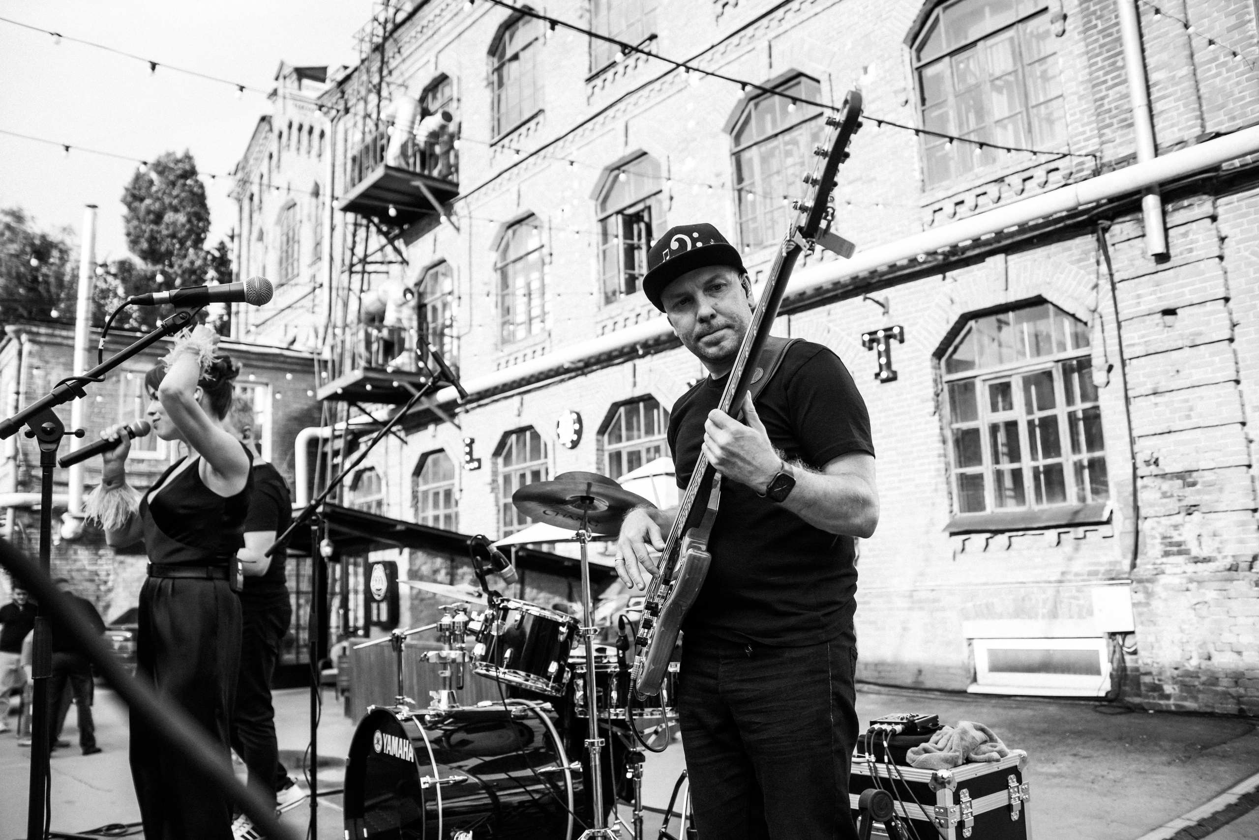 Вадим и София короткая версия свадебного дня. Меня зовут Александр Литвинчук и я свадебный фотограф в Саратове