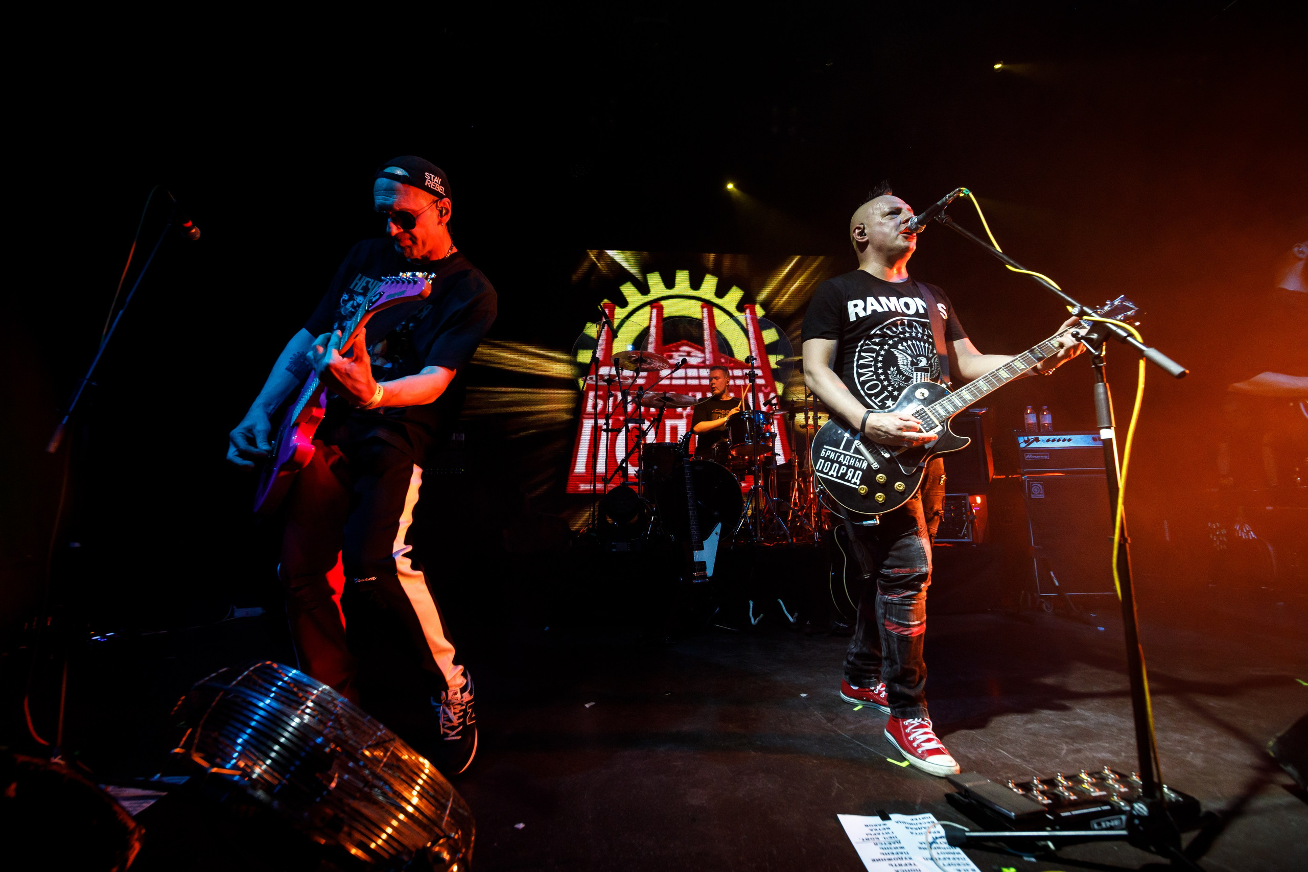 БРИГАДНЫЙ ПОДРЯД. Фотограф Елена Богачева (lenalena_na_na_na)