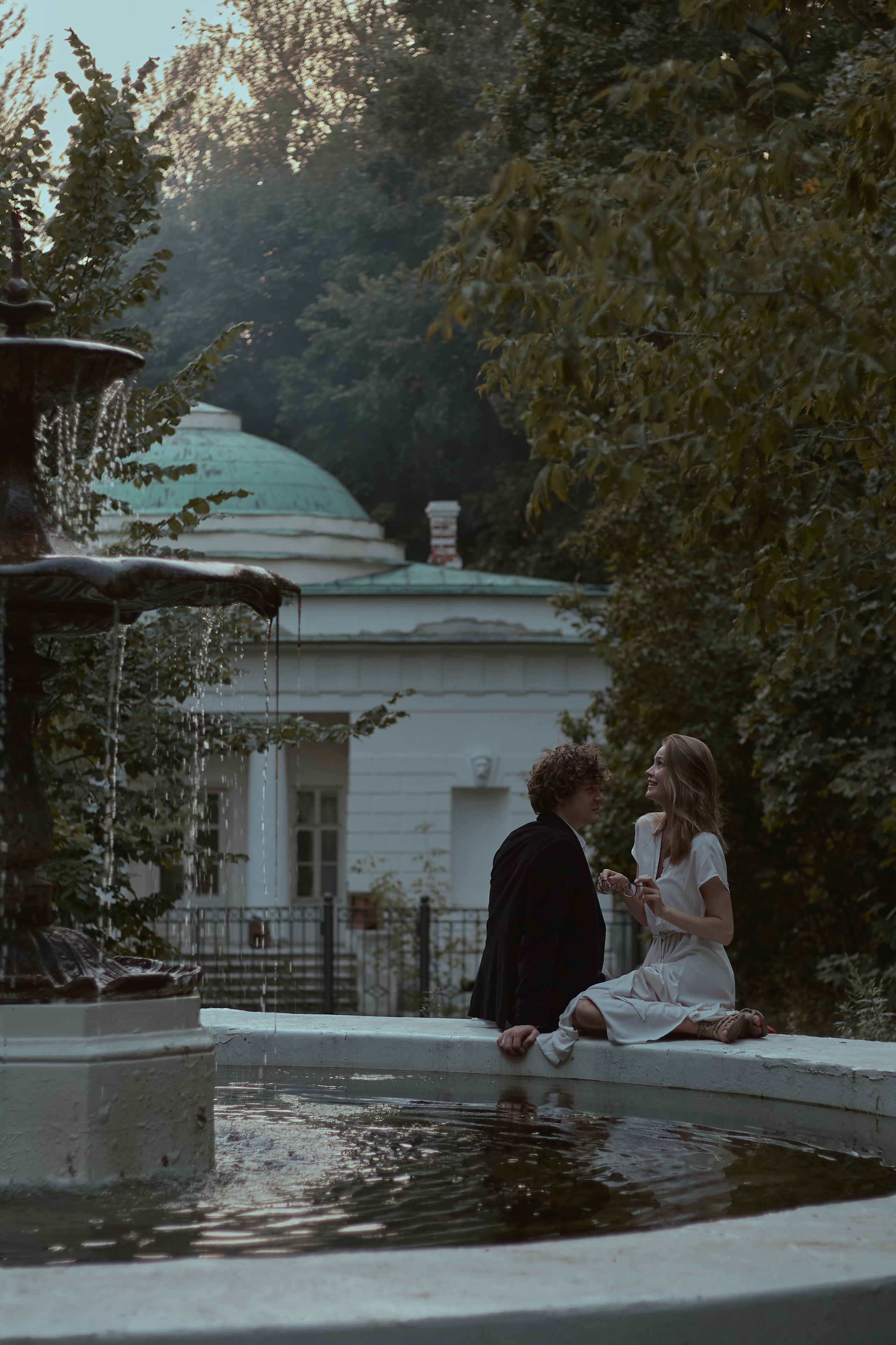 Однажды в саду. Фотограф лавстори Москва/МО Приятелева Ангелина