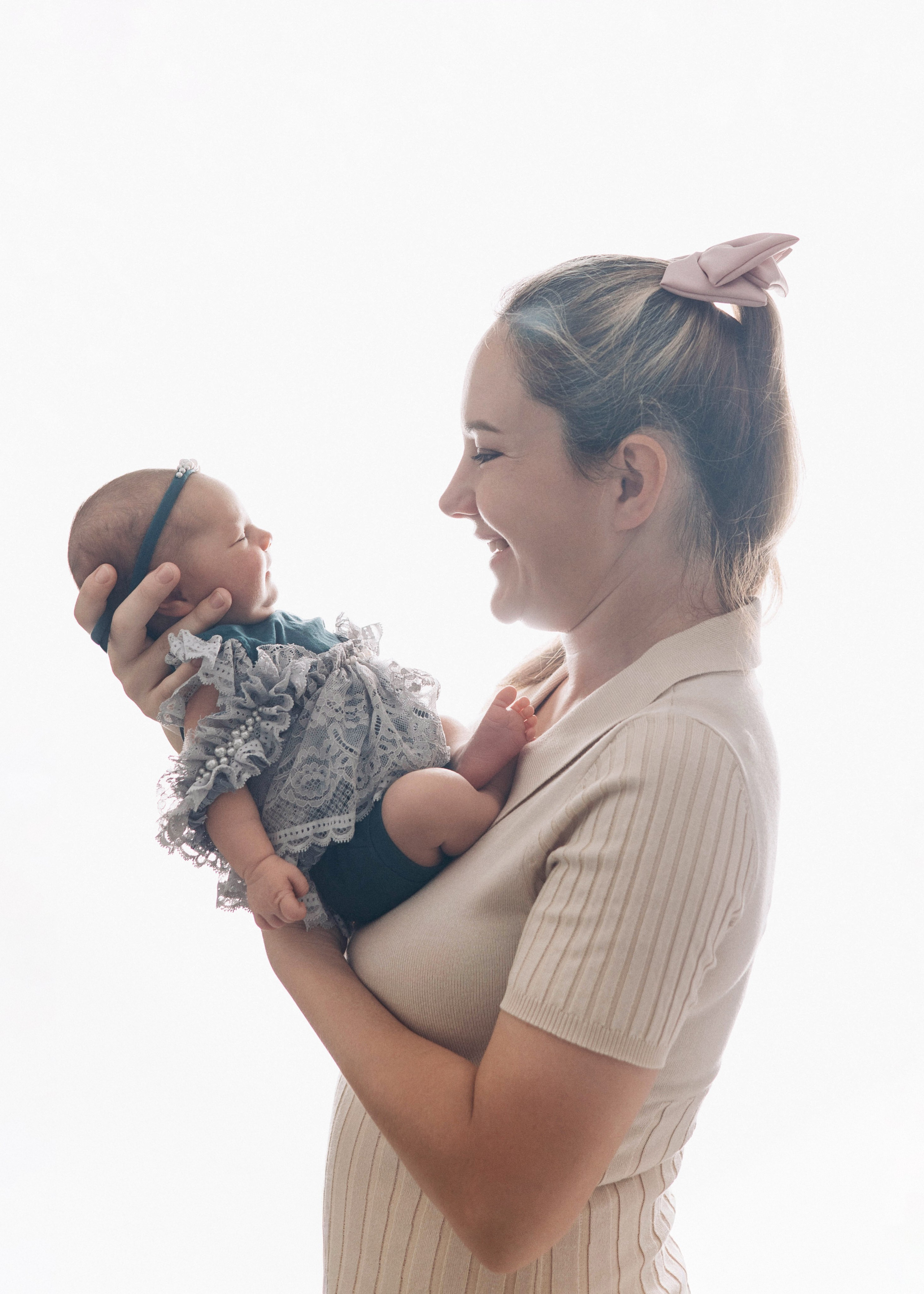 НОВОРОЖДЕННЫЕ МАЛЫШИ. Фотосессия новорожденных в Москве и Московской области