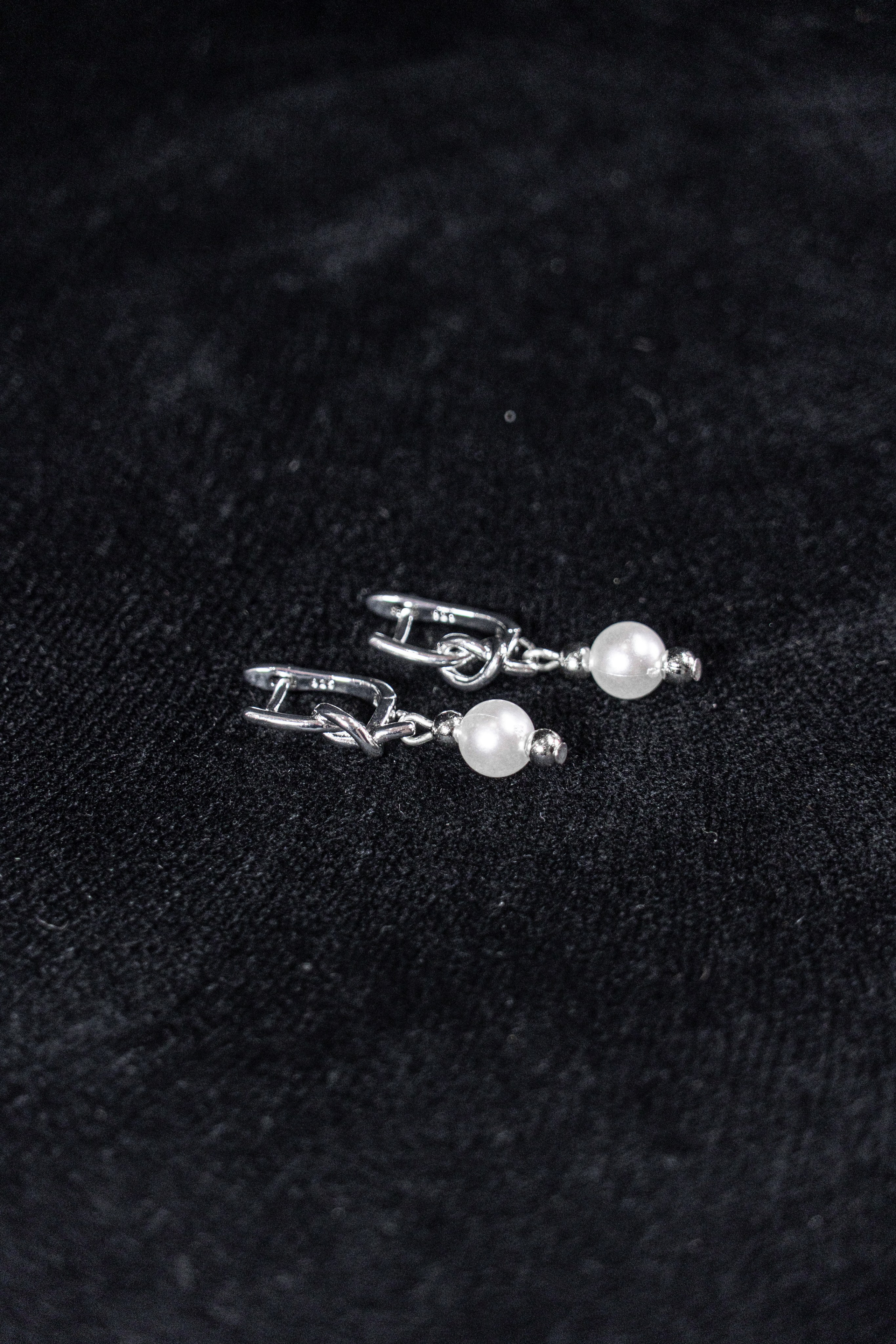 Фото бижутерии для маркетплейсов Ozon и Wildberries Предметная фотосъемка бижутерии для Wildberries и Ozon в Краснодаре. Шедевры для Вас! Фотограф и Видеограф в Краснодаре Пахиев Руслан