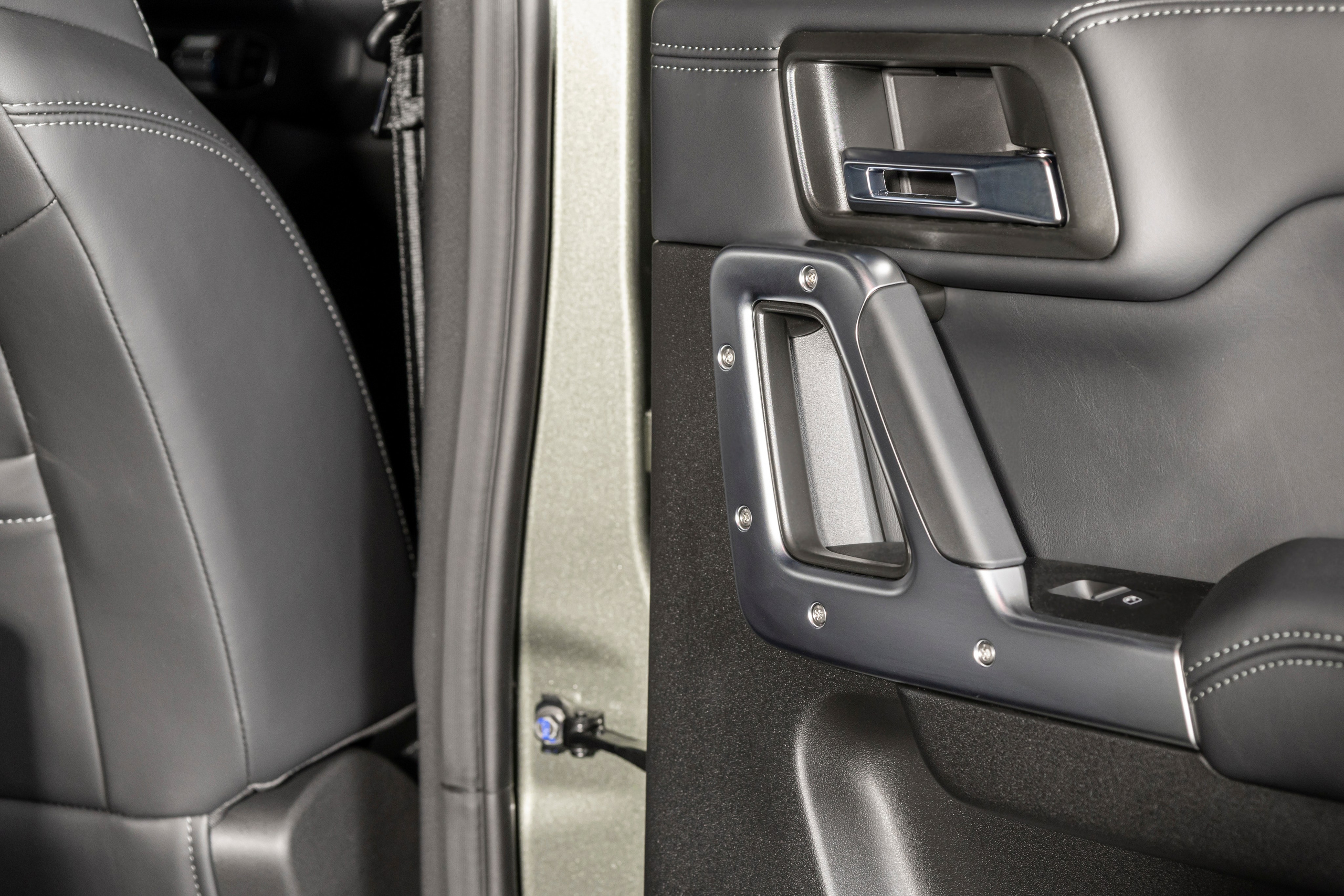 Фотосессия с мотоциклами и автомобилями. Предметный фотограф в Москве и Московской области