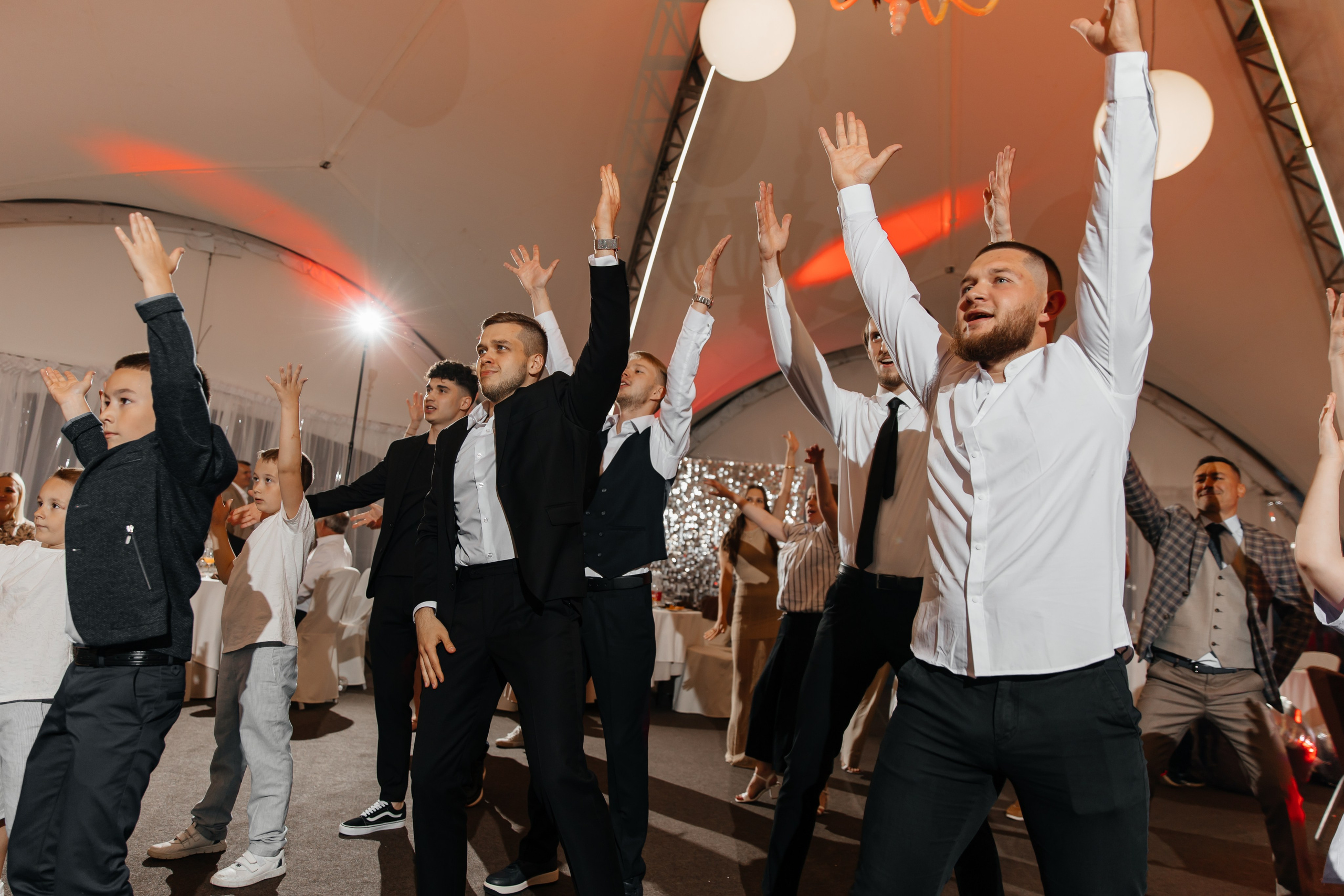 Даниил и Полина. Свадебный фотограф Москва Павел Фетисов