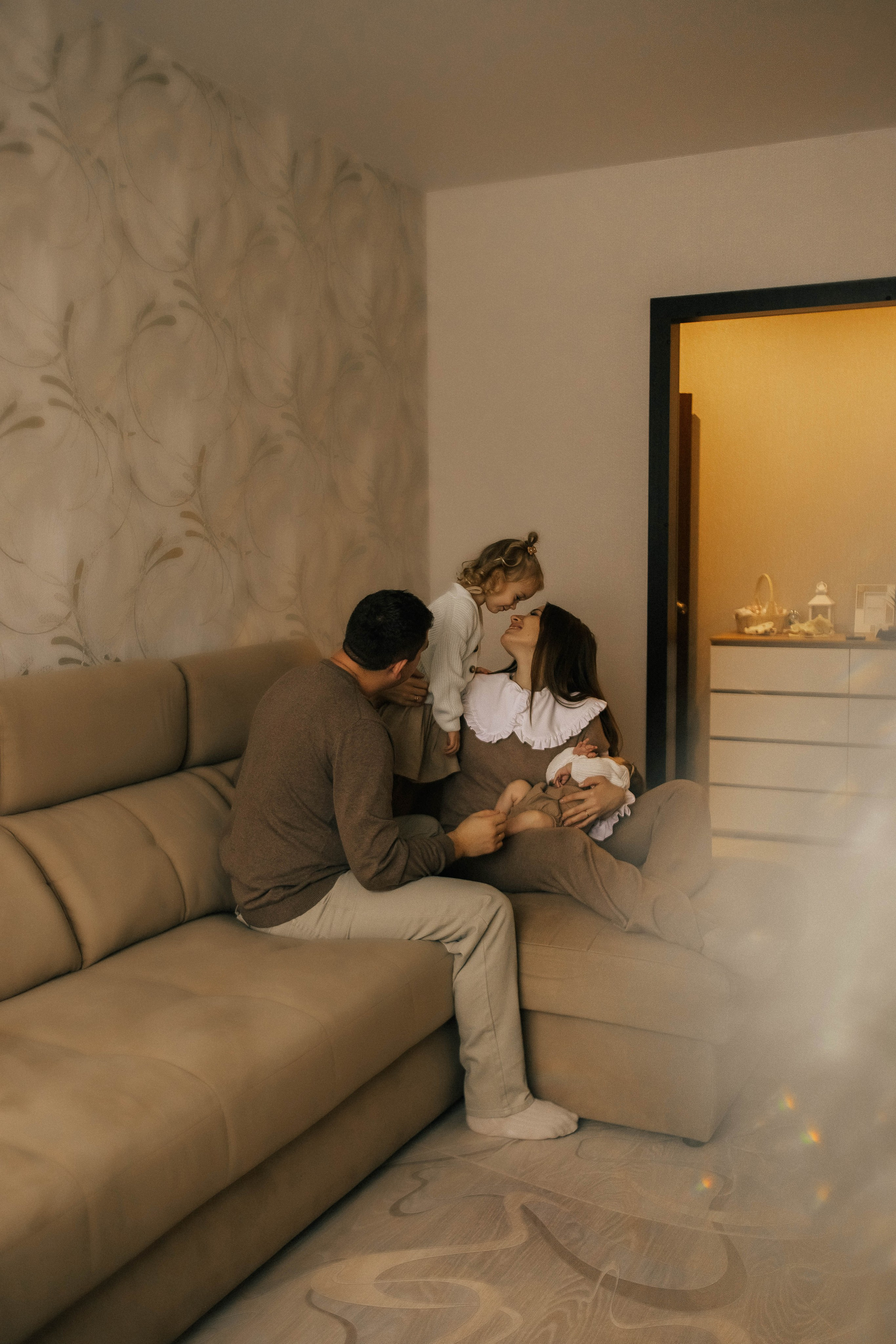 Анастасия, Андрей, Ариша и Анюта. Главная