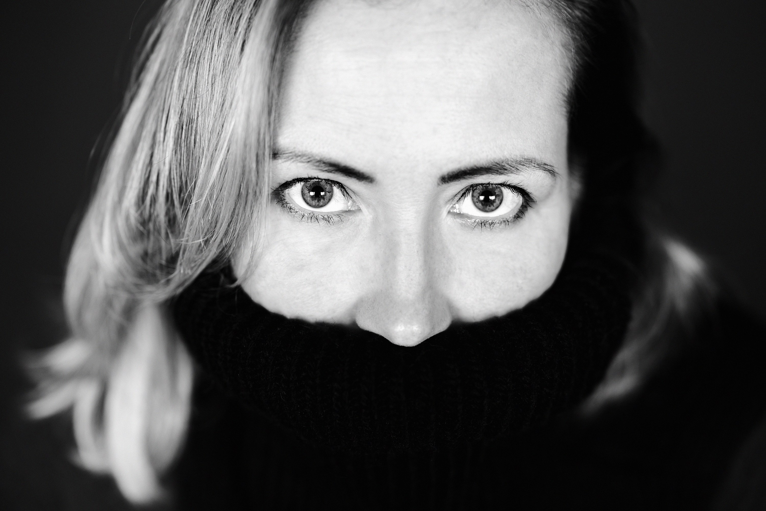 Черное пальто. Фотограф в Москве Ольга Олейникова