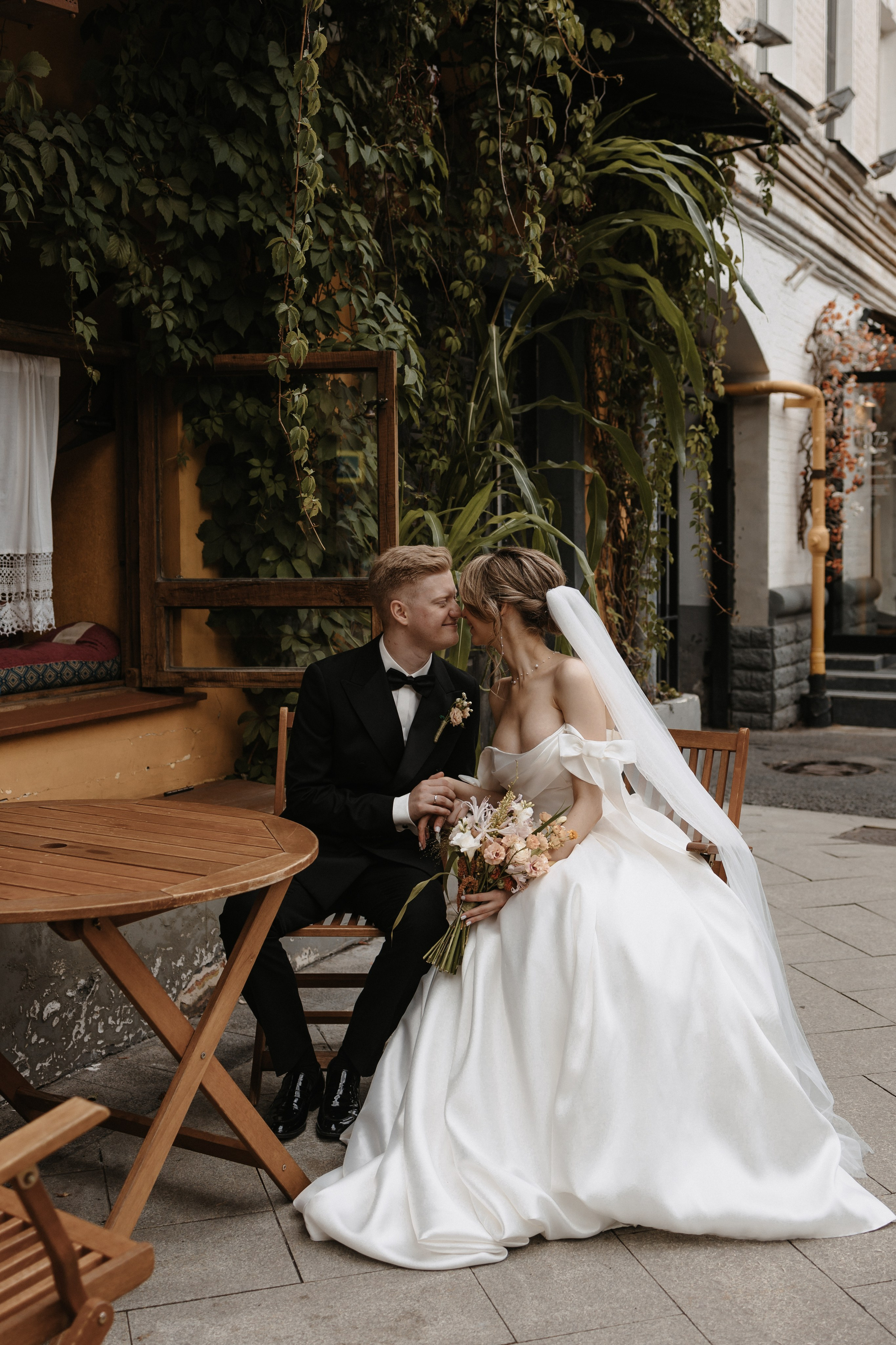 Илья и Ксюша (2024). Свадебный и семейный фотограф в Москве Яна Шувалова