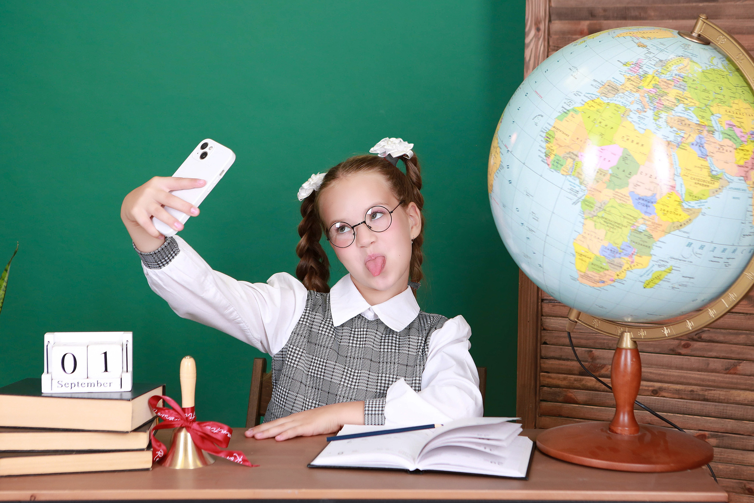 Школьный портреты. Детский фотограф Татьяна Жолобова г. Бийск