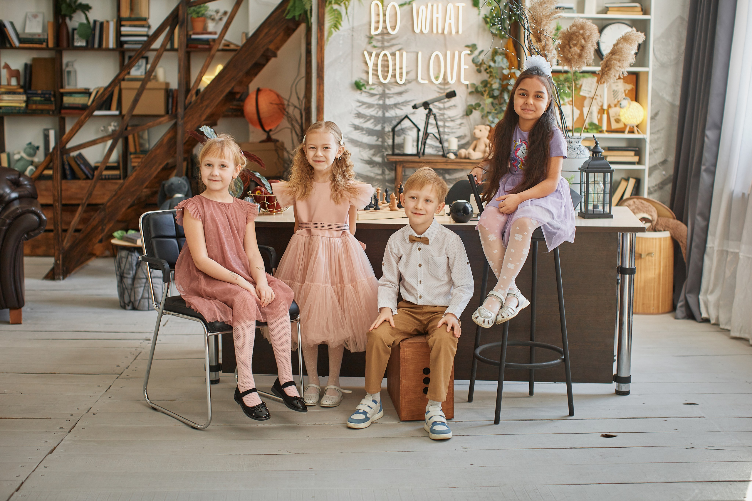 Групповые. Выпускные альбомы в городе Курган для всех