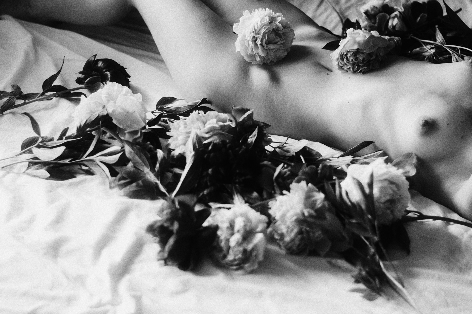 Фотограф ню Тюмень: художественная фотосессия эстетика тела, будуар
