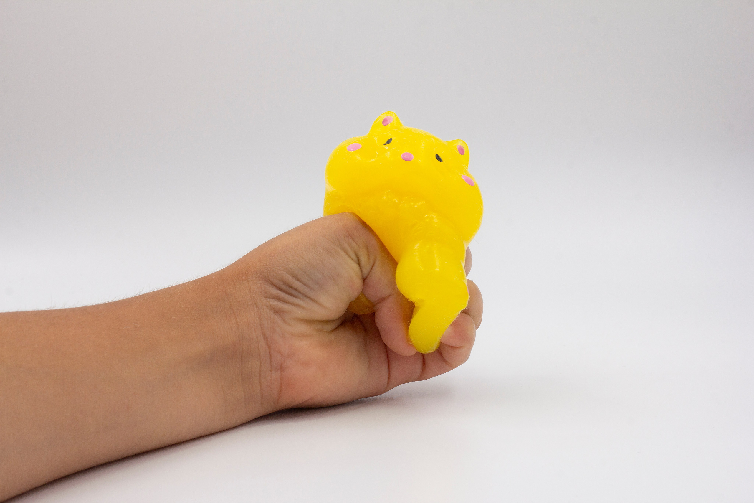 Фотографии детских товаров и игрушек. Предметный фотограф в Москве и Московской области