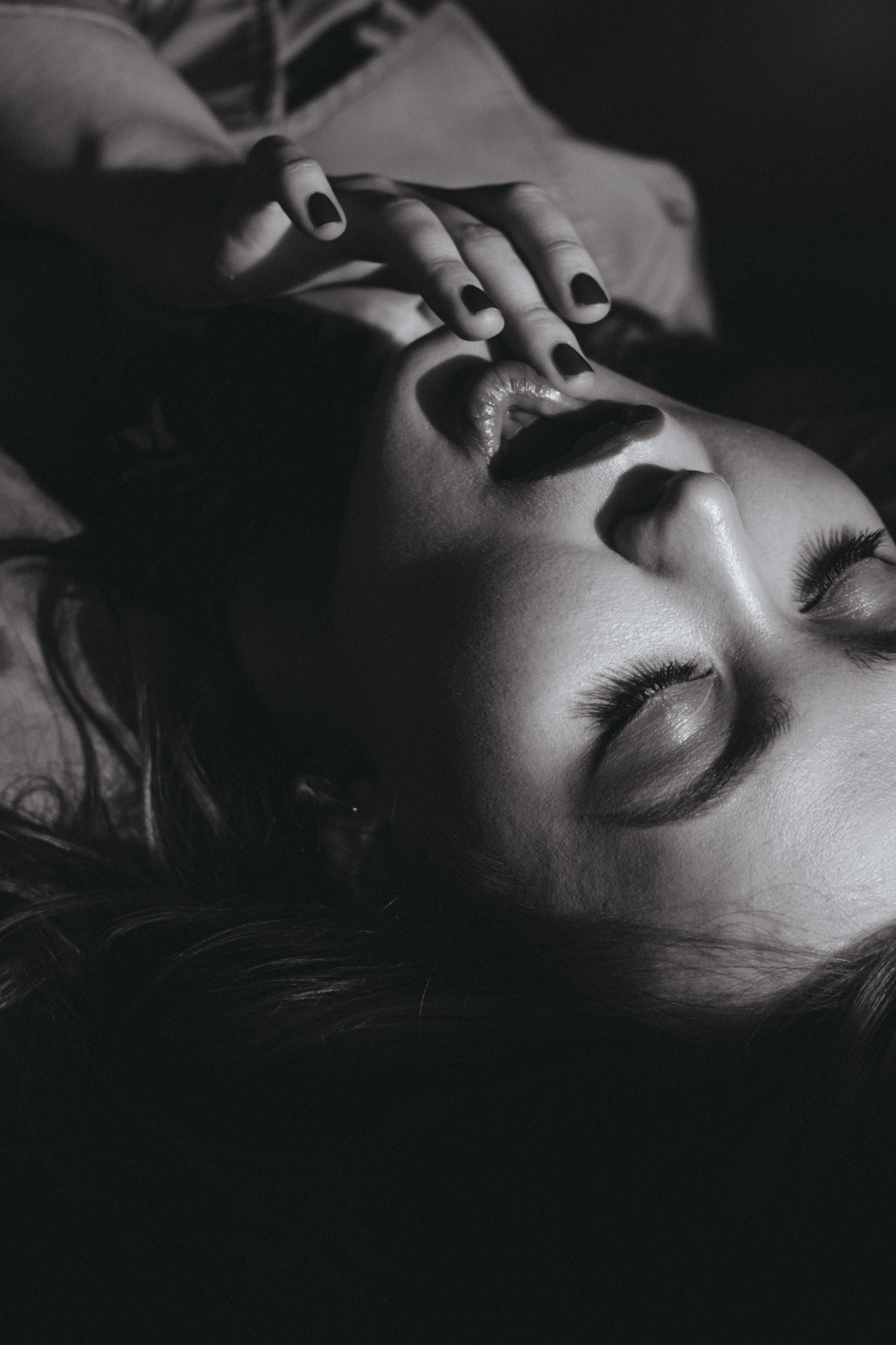 Женская студийная фотосессия во Владивостоке. Фотограф во Владивостоке Антон Блохин