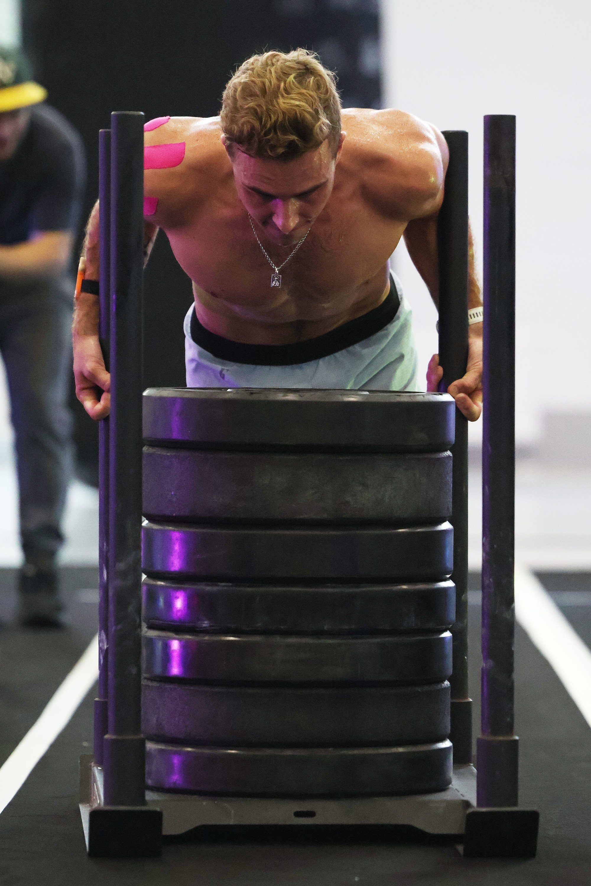 Кроссфит гонка CRACE Крейс. Толкание саней