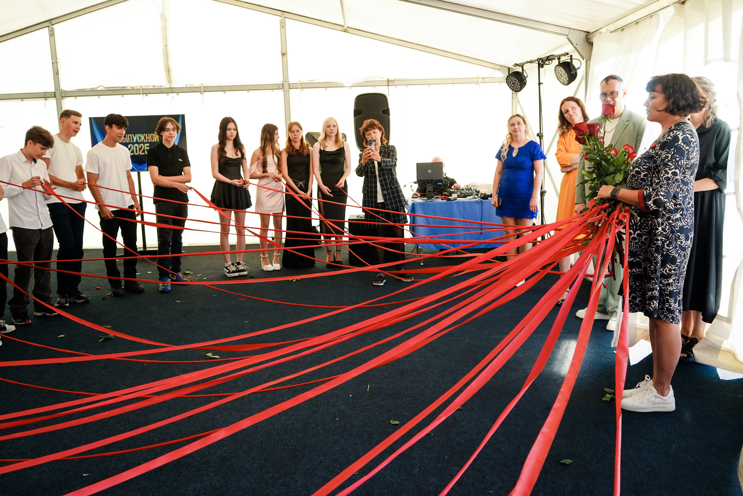 Выпускной 9 класса школа 19 в Коматек. Семейный и портретный фотограф в Екатеринбурге Анна Лобанова