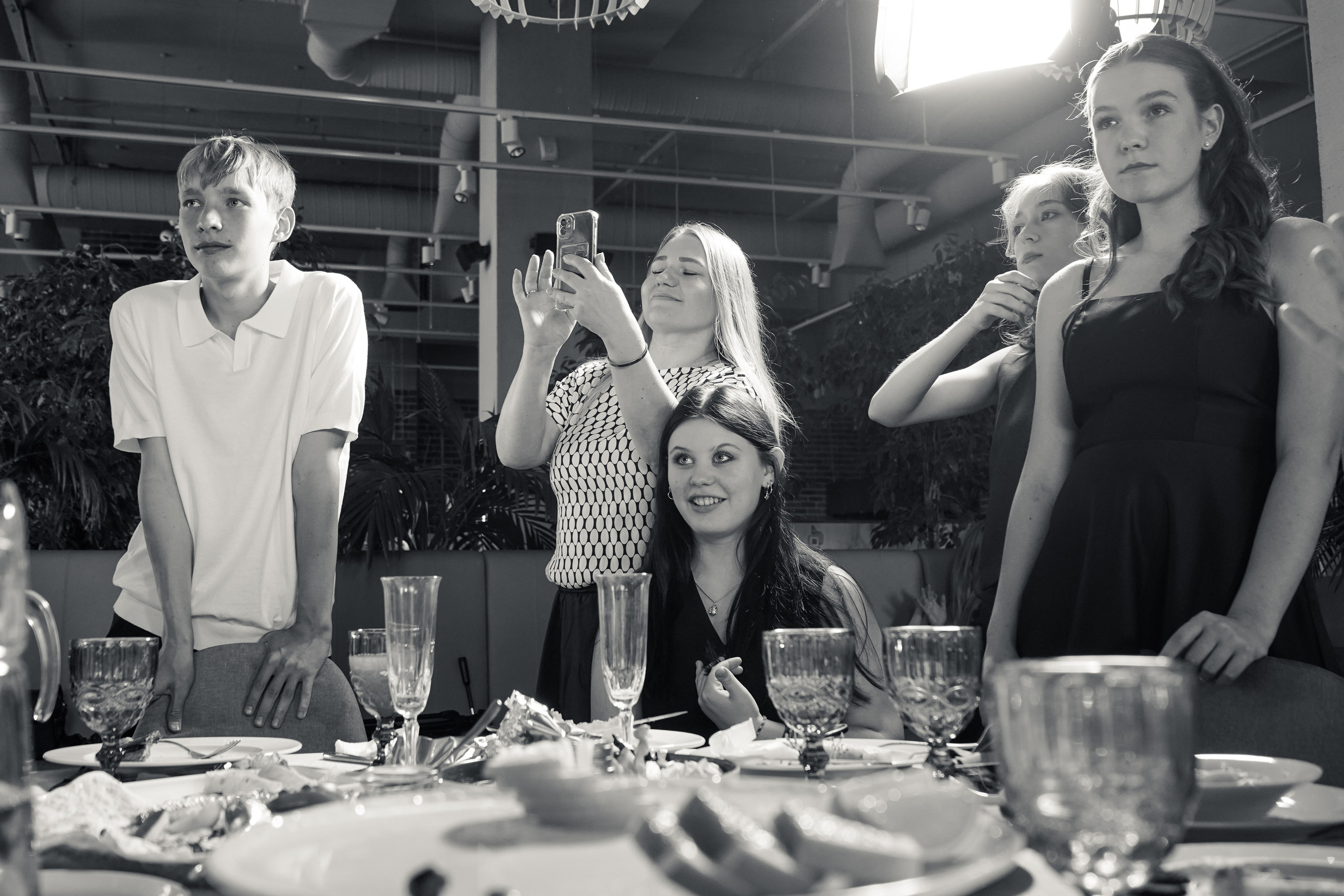 Выпускной вечер, гимназия № 40, 9 класс. Семейный и портретный фотограф в Екатеринбурге Анна Лобанова