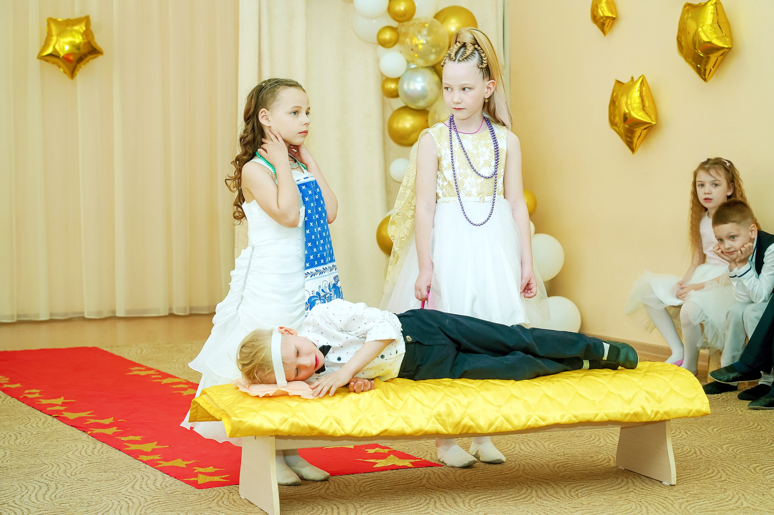 Фотосъемка видеосъёмка фотограф видеооператор новогодних утренников  в. Фотограф, видеооператор Нина Коршунова