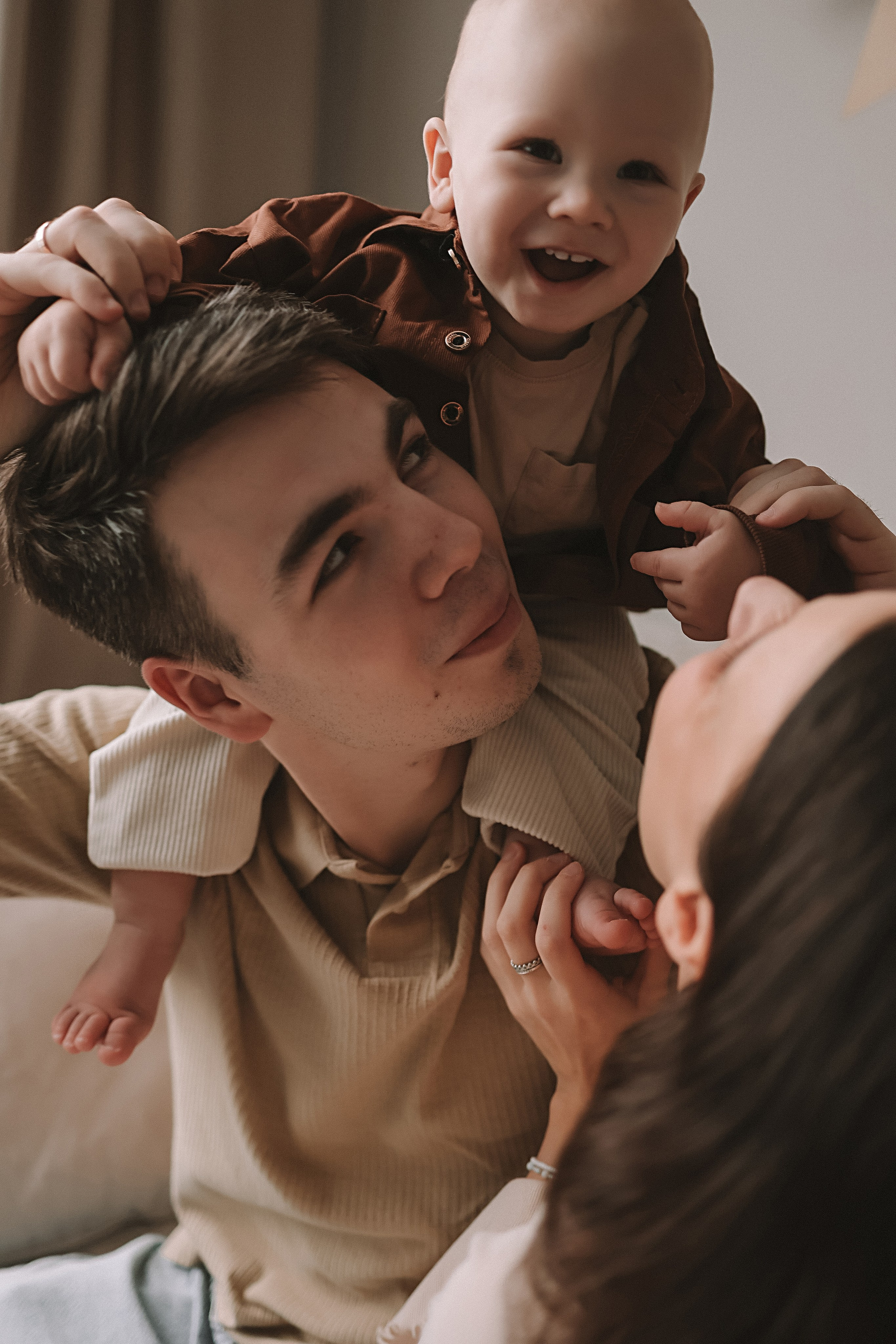 1 год Леону. Семейный фотограф Тюмень, фотограф на роды Салмина Мария