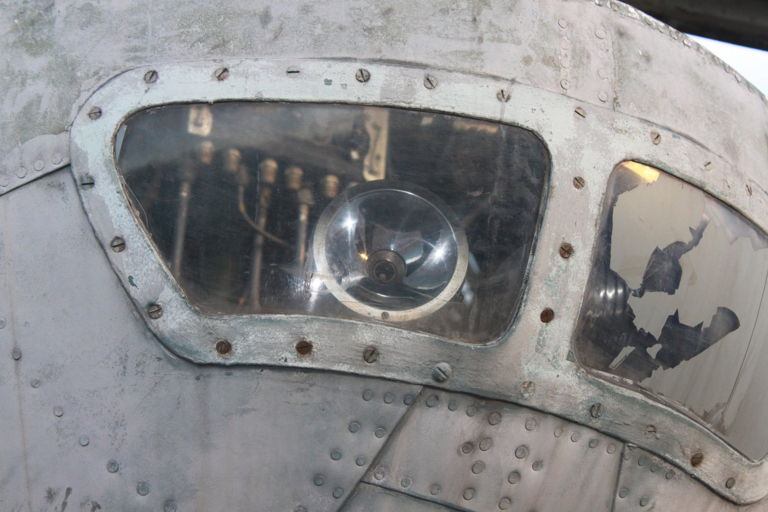 Ил-14Т «Голубая Мечта» работы в Тушино (2011 г.). Фотоальбом показывающий увлекательный мир авиации и мир медведей Андрея Иванова