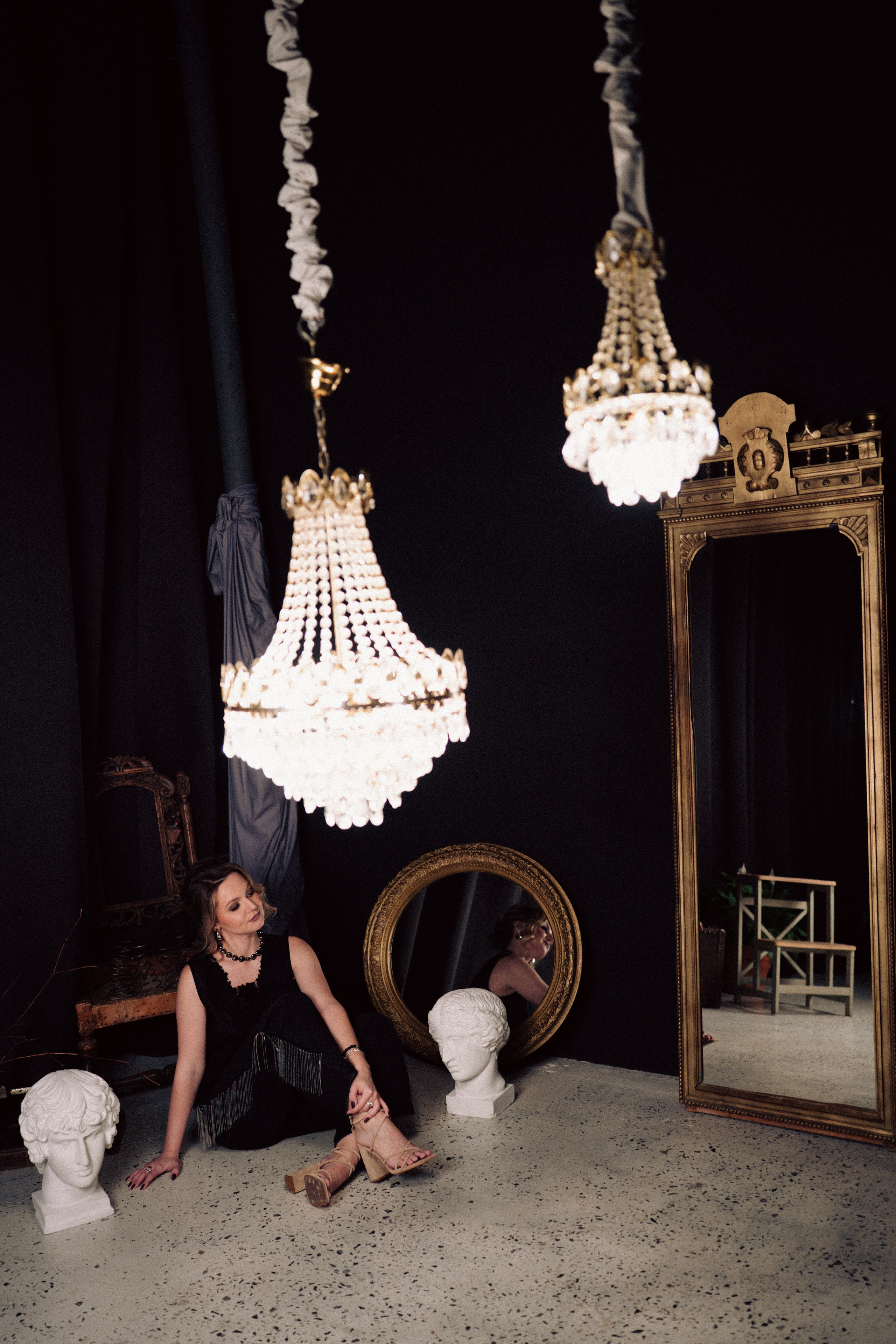 НОВОГОДНЯЯ ФОТОСЕСИИЯ В СТУДИИ ДЛЯ ДЕВУШКИ И ПРОГУЛКА ПО ЧЕРНЫШЕВСКОЙ. Профессиональный фотограф, Санкт-Петербург — Виктория Богомолова