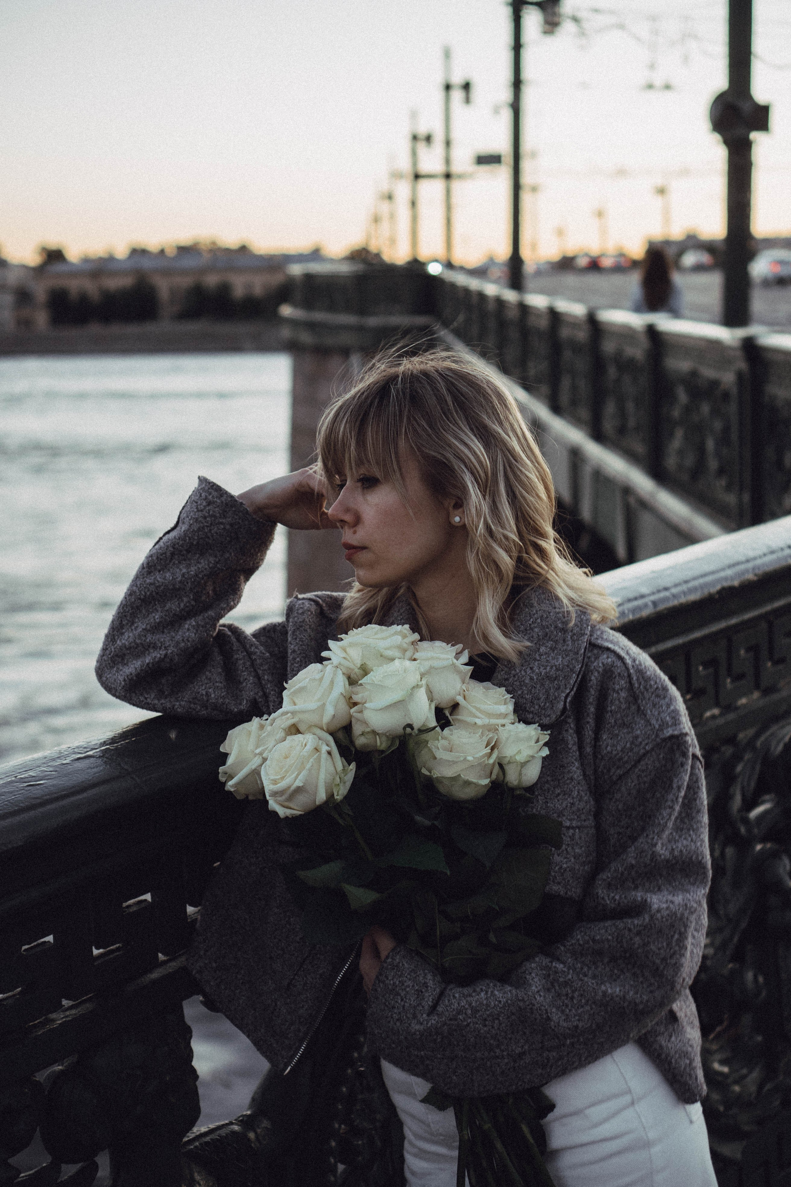 ПРОГУЛКА ПО ГОРОДУ В БЕЛЫЕ НОЧИ (другой вариант). Профессиональный фотограф, Санкт-Петербург — Виктория Богомолова
