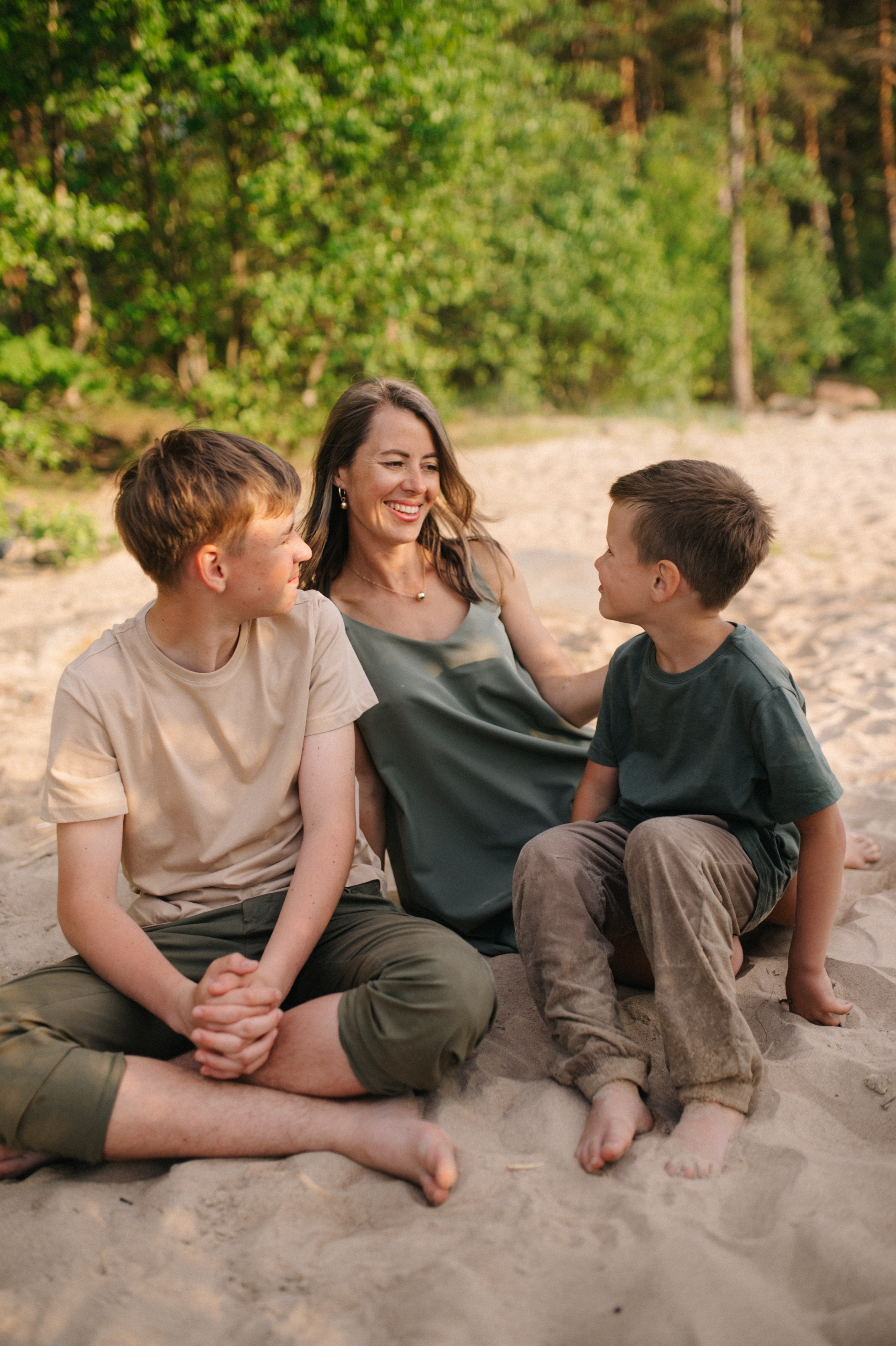 Фотосессия на заливе. Семейный и детский фотограф и видеограф в Санкт-Петербурге Веденина Юл