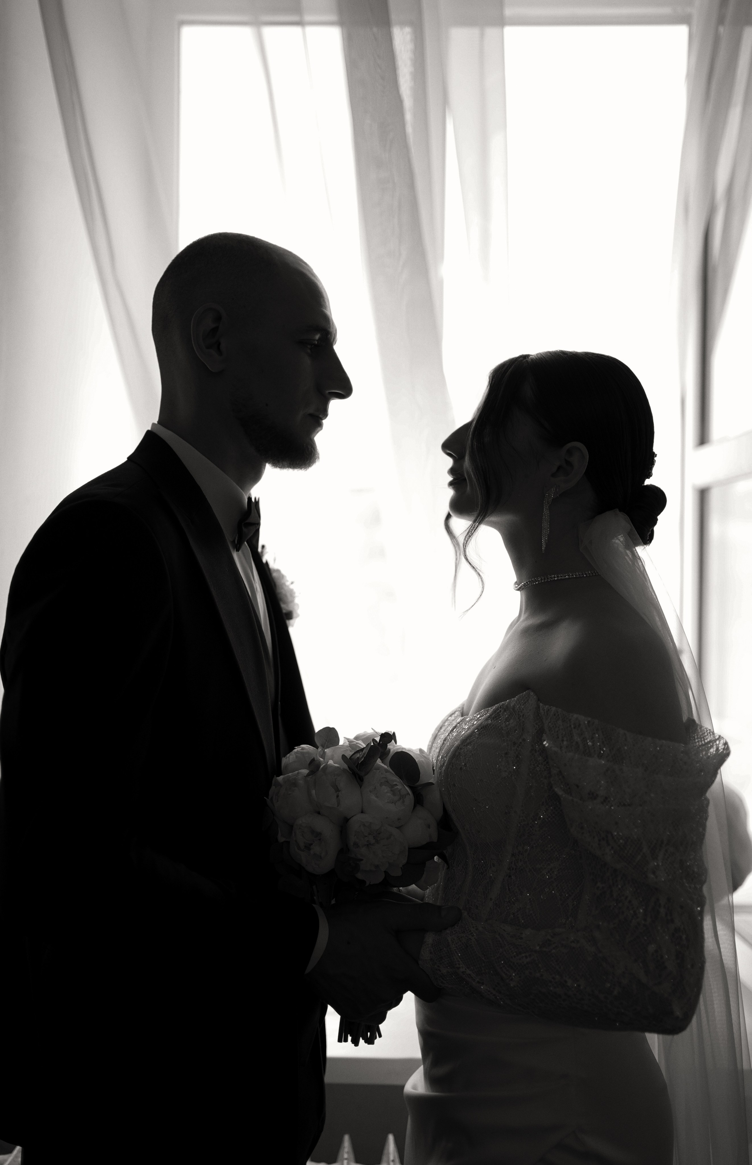 Эдуард и Анастасия на свадебной фотосессии в Новочеркасске. Свадебный фотограф в Ростове-на-Дону. Таинство Крещения и Венчания, семейные фотосессии. Алёна Чёботова