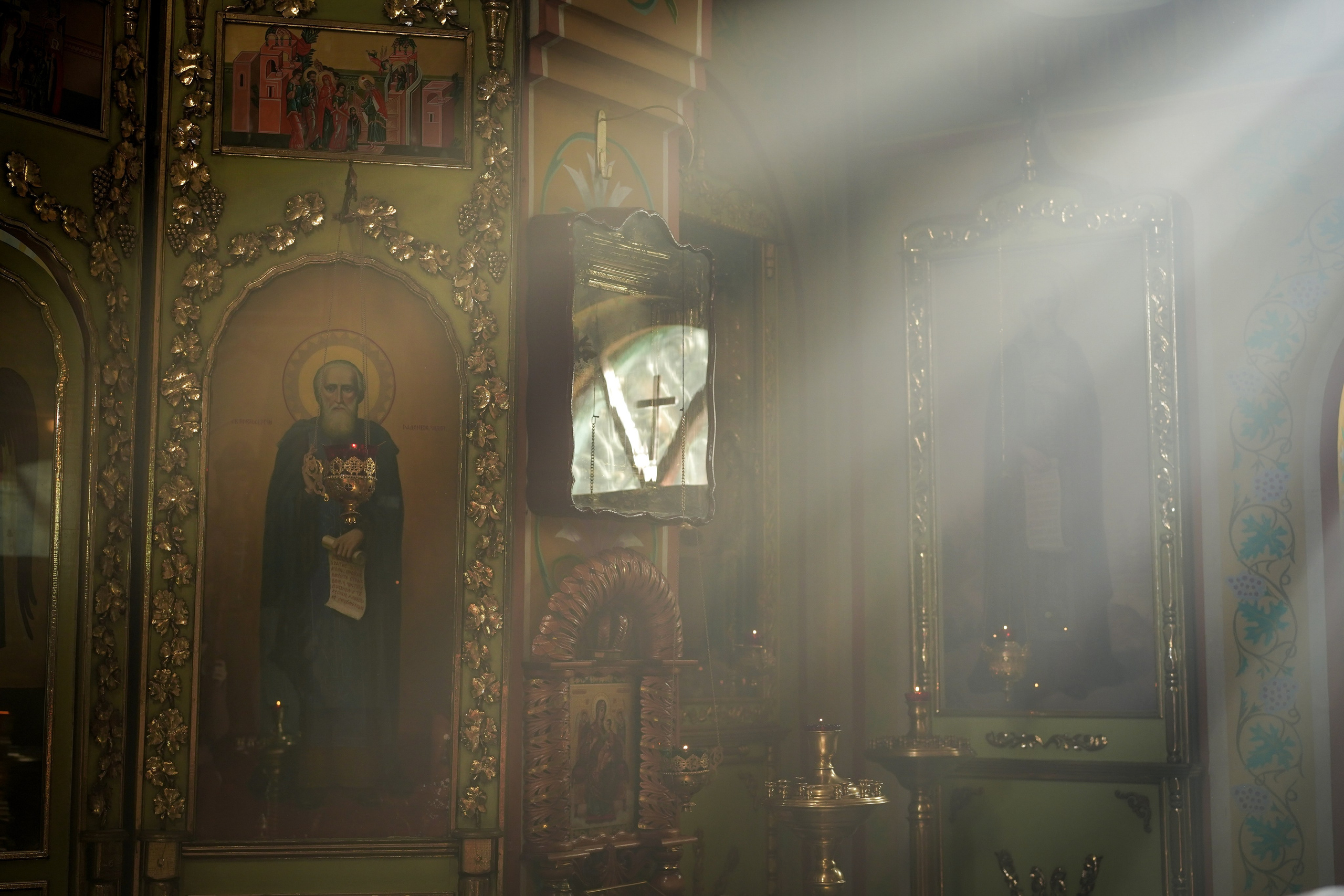 Венчание в Троицком храме. Свадебный фотограф в Ростове-на-Дону. Таинство Крещения и Венчания, семейные фотосессии. Алёна Чёботова