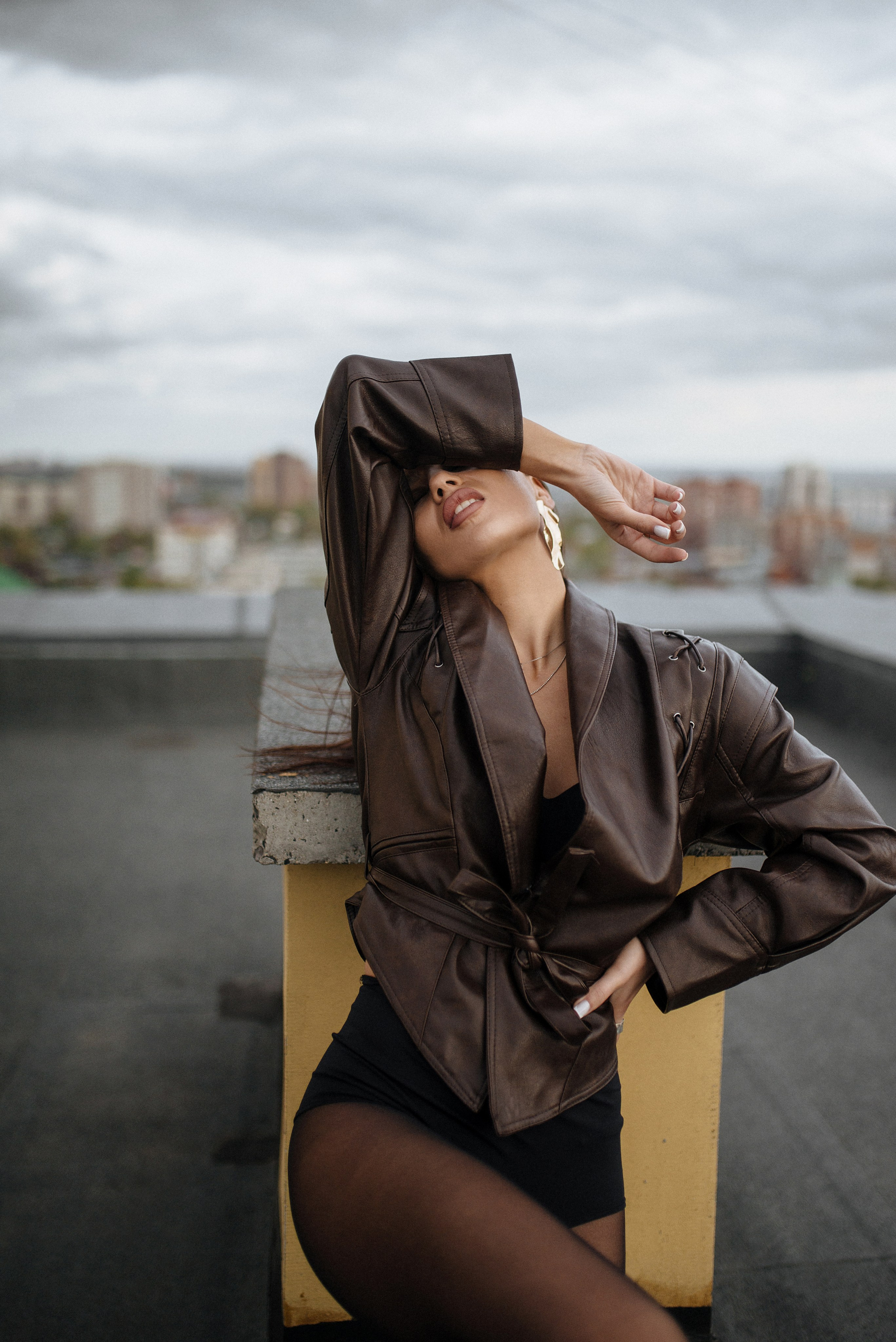 Фотосессия в Новосибирске: Сексуальный образ на крыше с видом на реку |Дарья Едапина. Фотограф Дарья Едапина Новосибирск