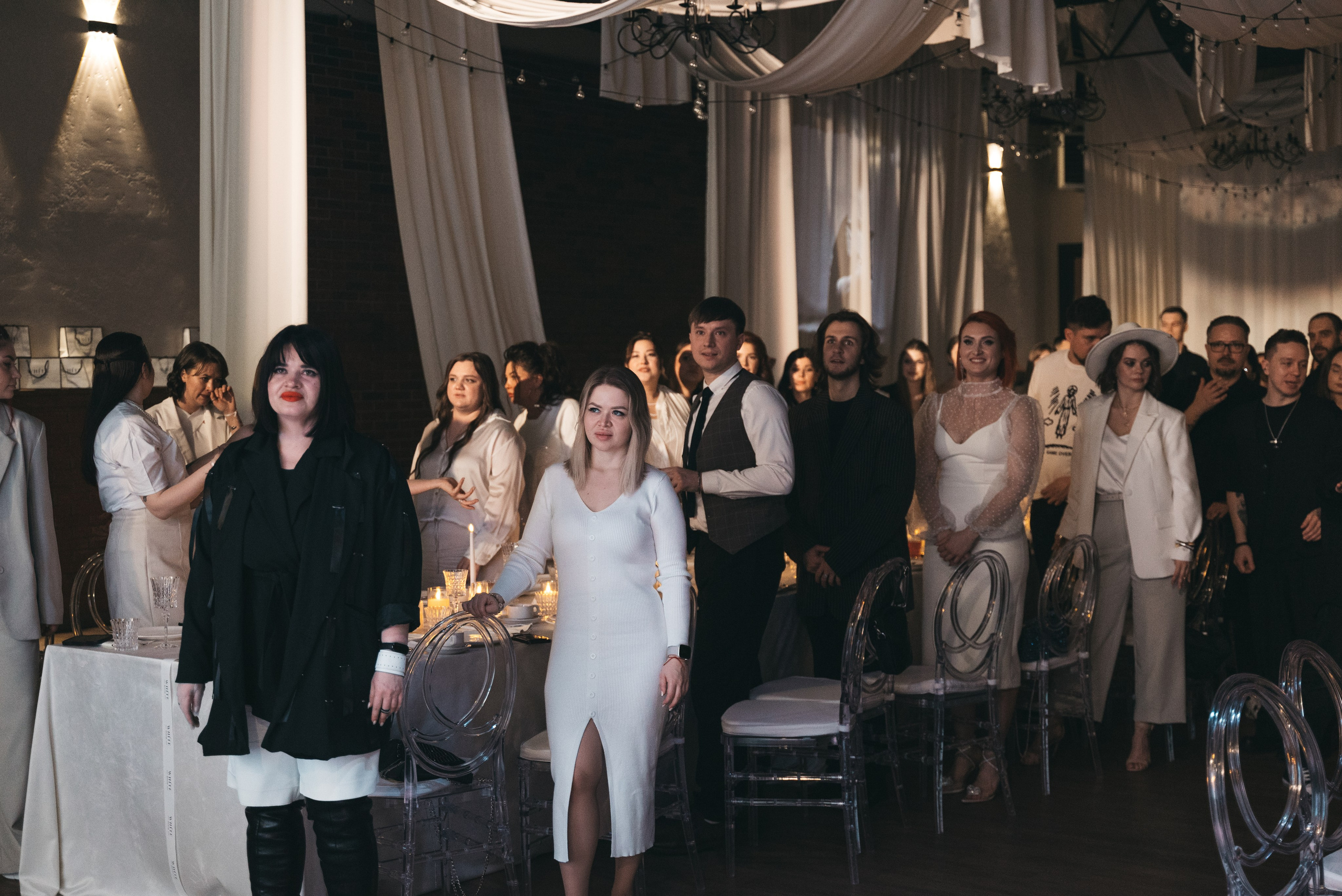 WhiteRoom Pre-wedding. Репортажный и свадебный фотограф в Сургуте