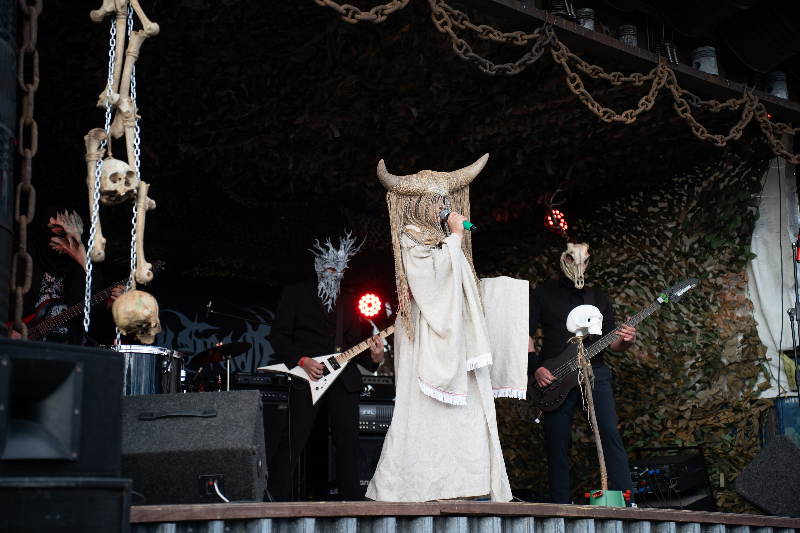 Фестиваль «ПОСРЕДИ КЛАДБИЩ И БОЛОТ»|Архангельск. Концертный и репортажный фотограф в Санкт-Петербурге Слава Пахомов