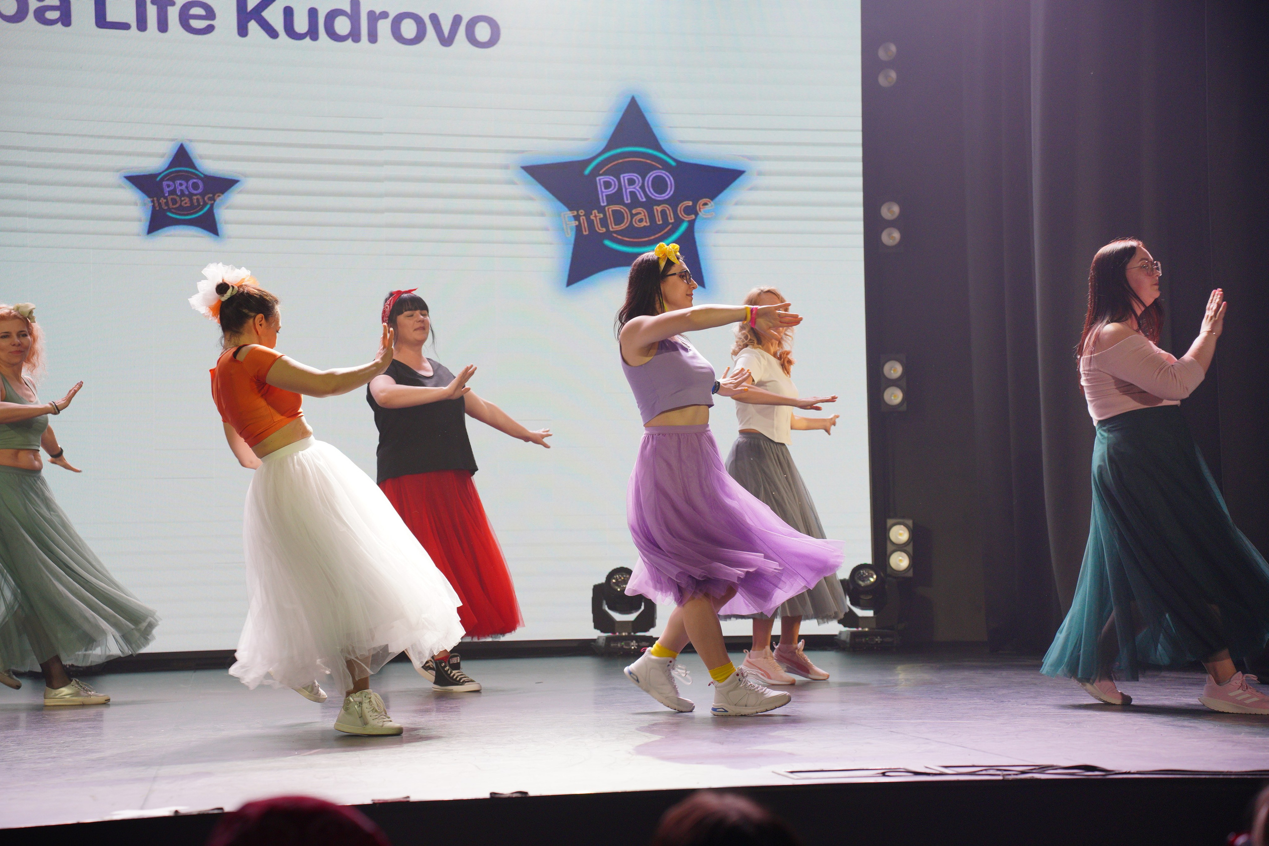 Танцевальный конкурс|Концертный зал Epicenter. Концертный и репортажный фотограф в Санкт-Петербурге Слава Пахомов