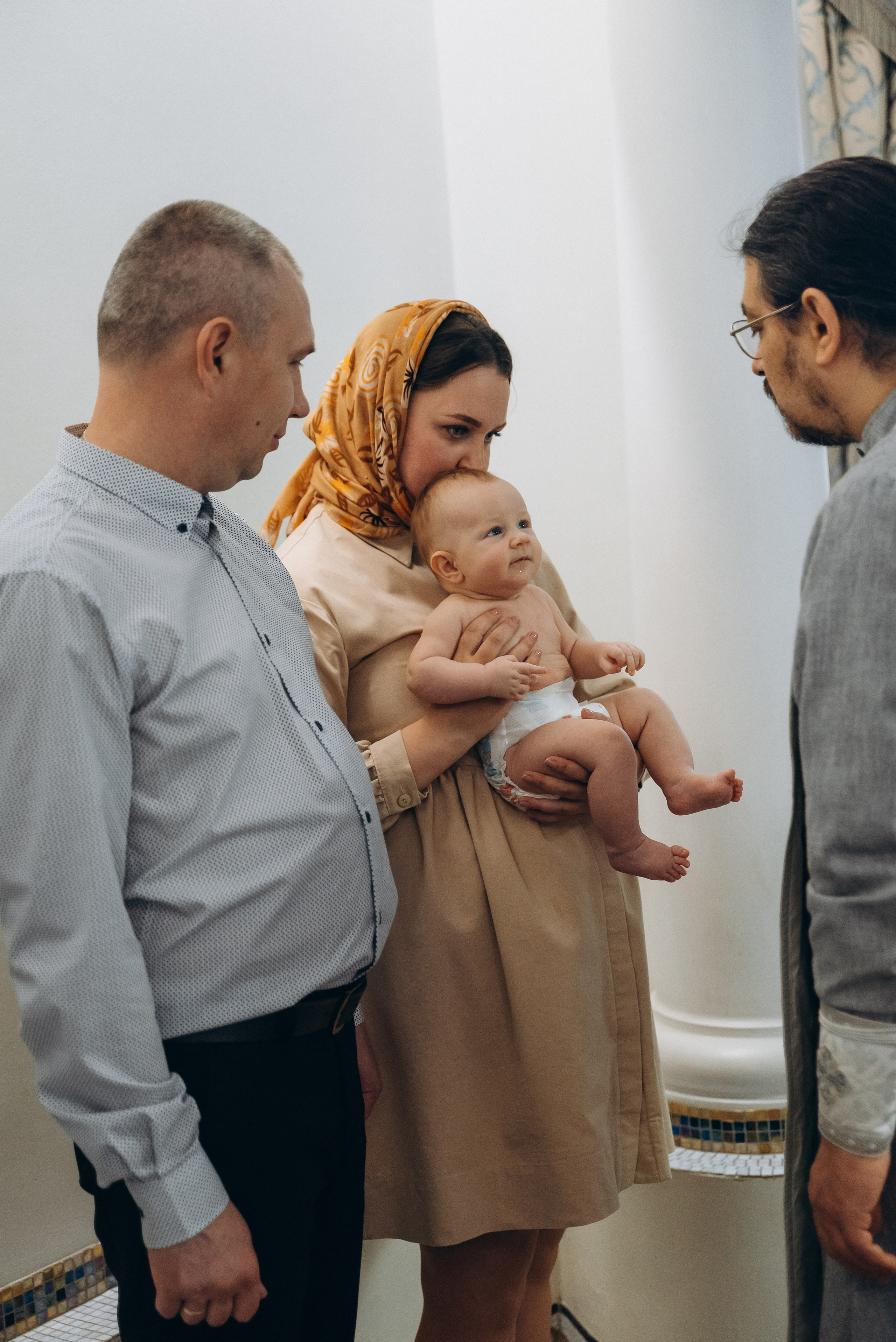 Крещение Кирилла (Храм всех святых). Семейный фотограф в Минске Дарья Дреко