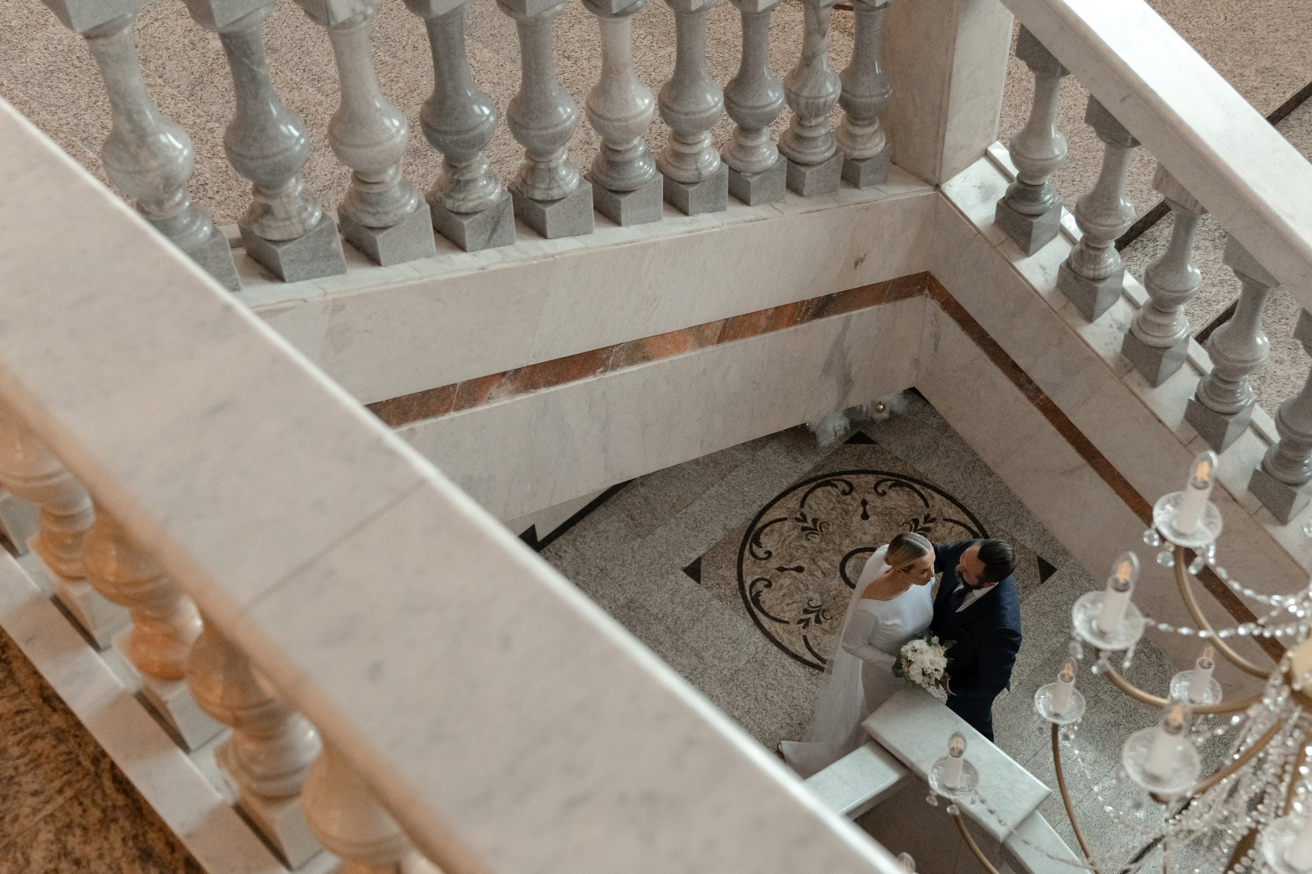 Театр Оперы и Балета. Свадебный фотограф в Уфе Лилия Сова