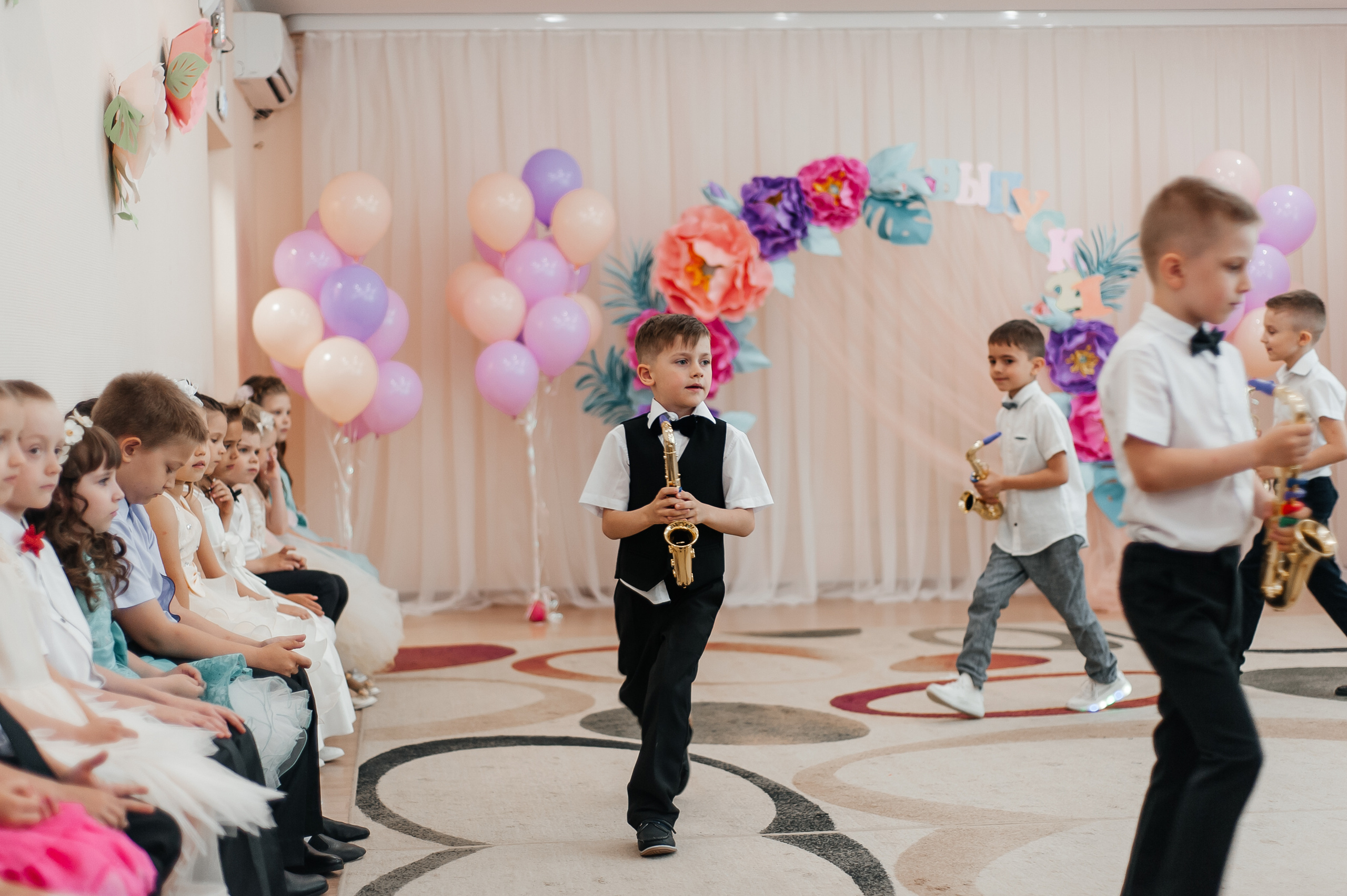 Выпускной Детский сад 321. Свадебный и семейный фотограф в Ростове-на-Дону Алина Астахова