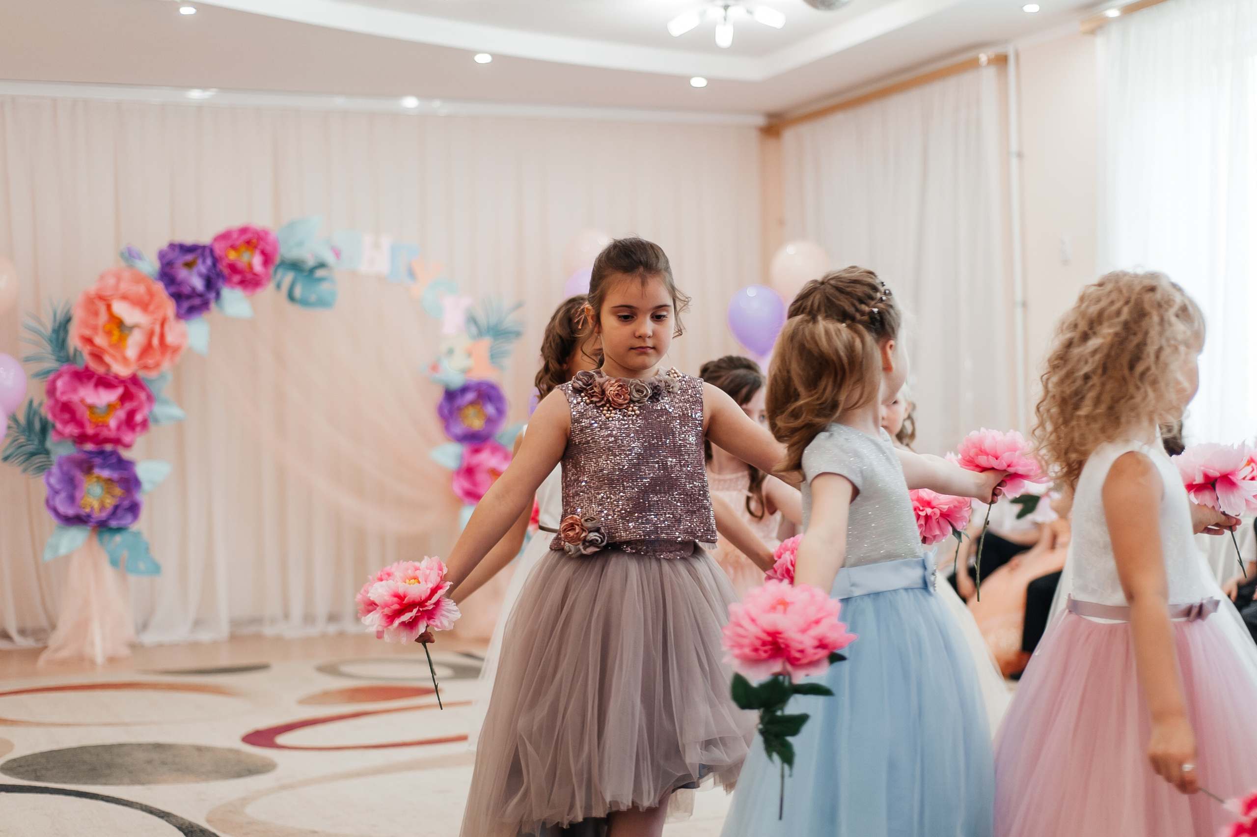 Выпускной Детский сад 321. Свадебный и семейный фотограф в Ростове-на-Дону Алина Астахова