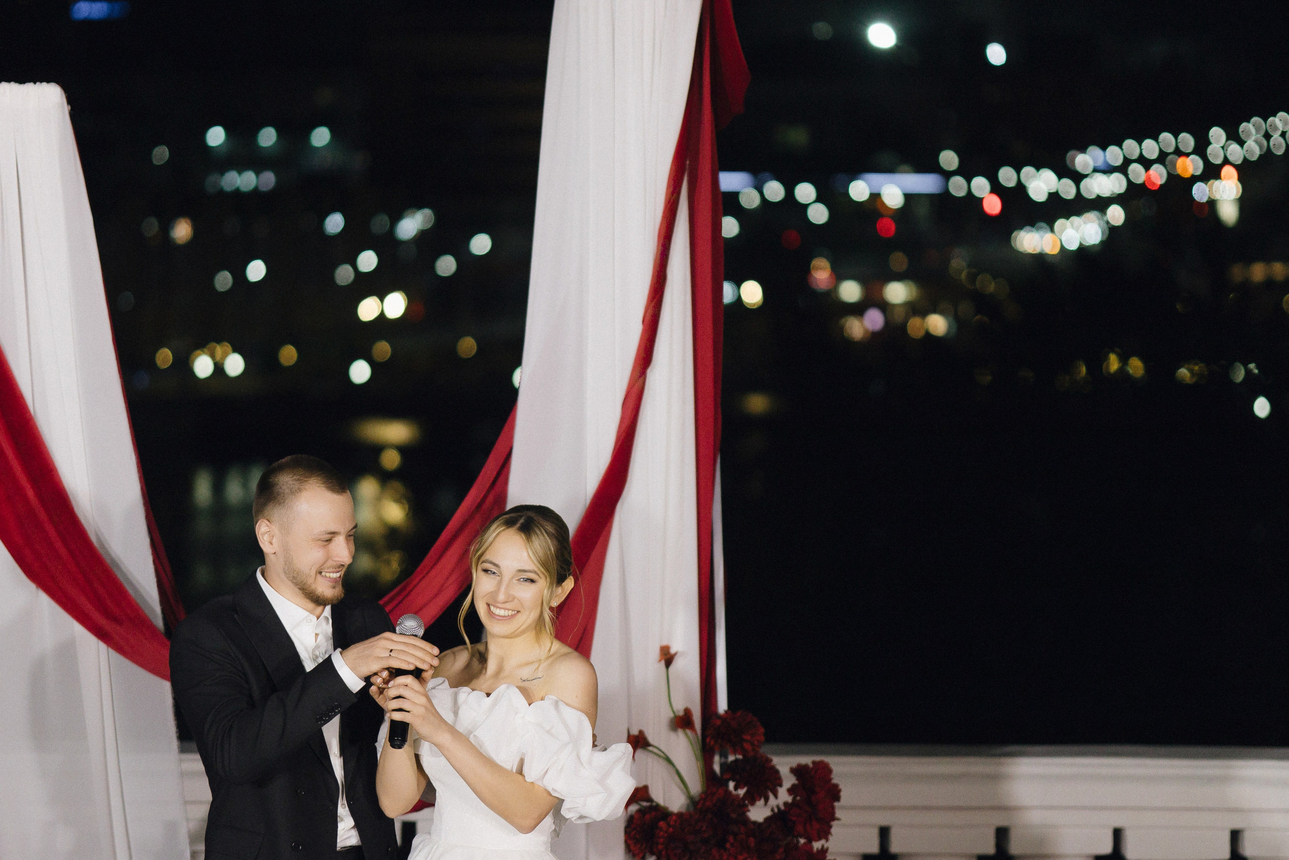 От любви есть только одно средство: любить ещё больше