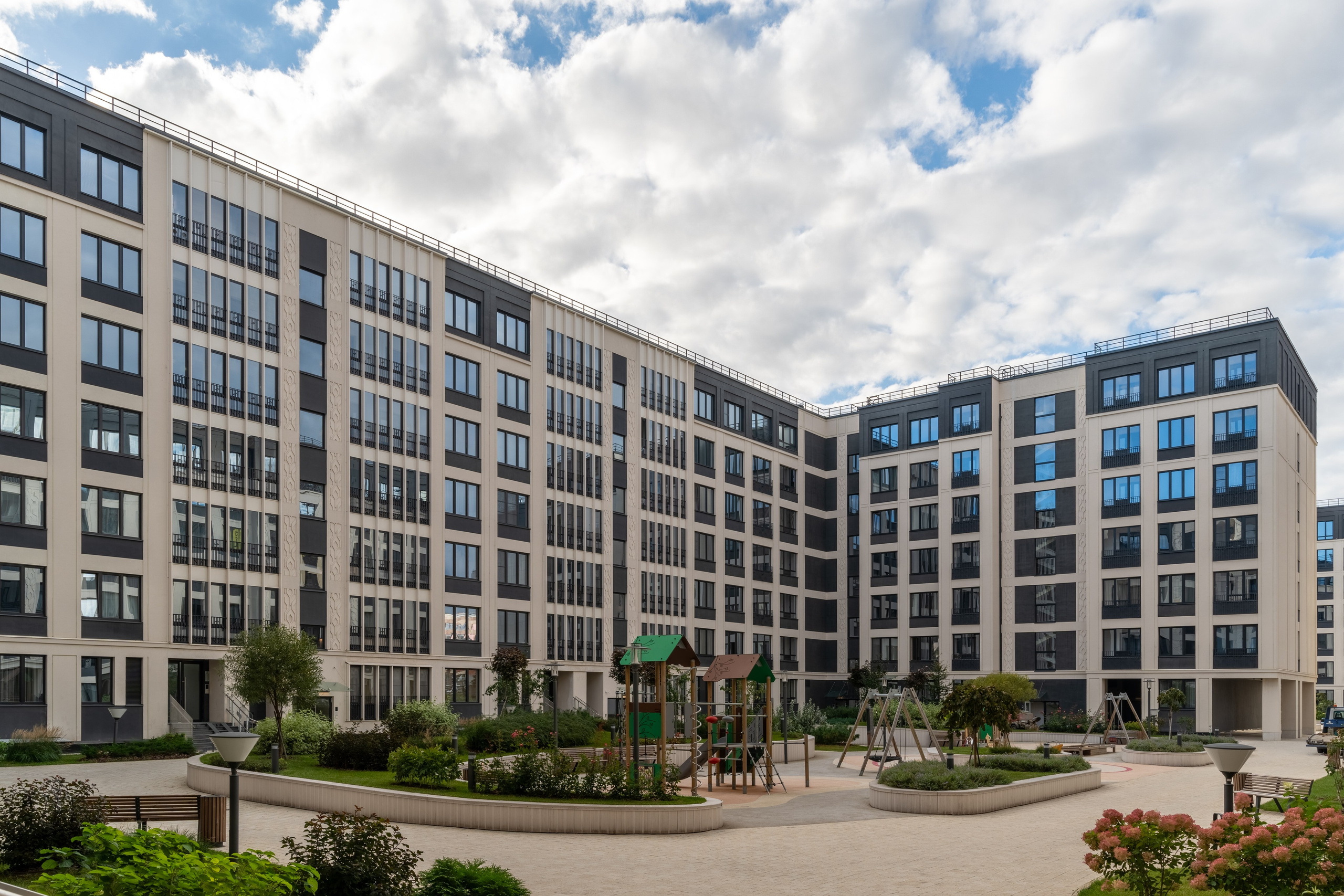 Фасадная съёмка для строительной компании РСТИ (Холдинг Росстройинвест)