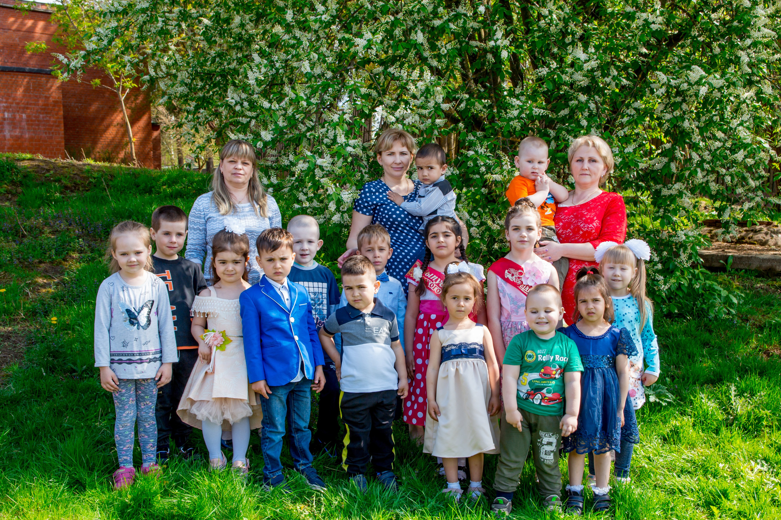 Съемки жизни в детском саду. Выпускные альбомы в Обнинске