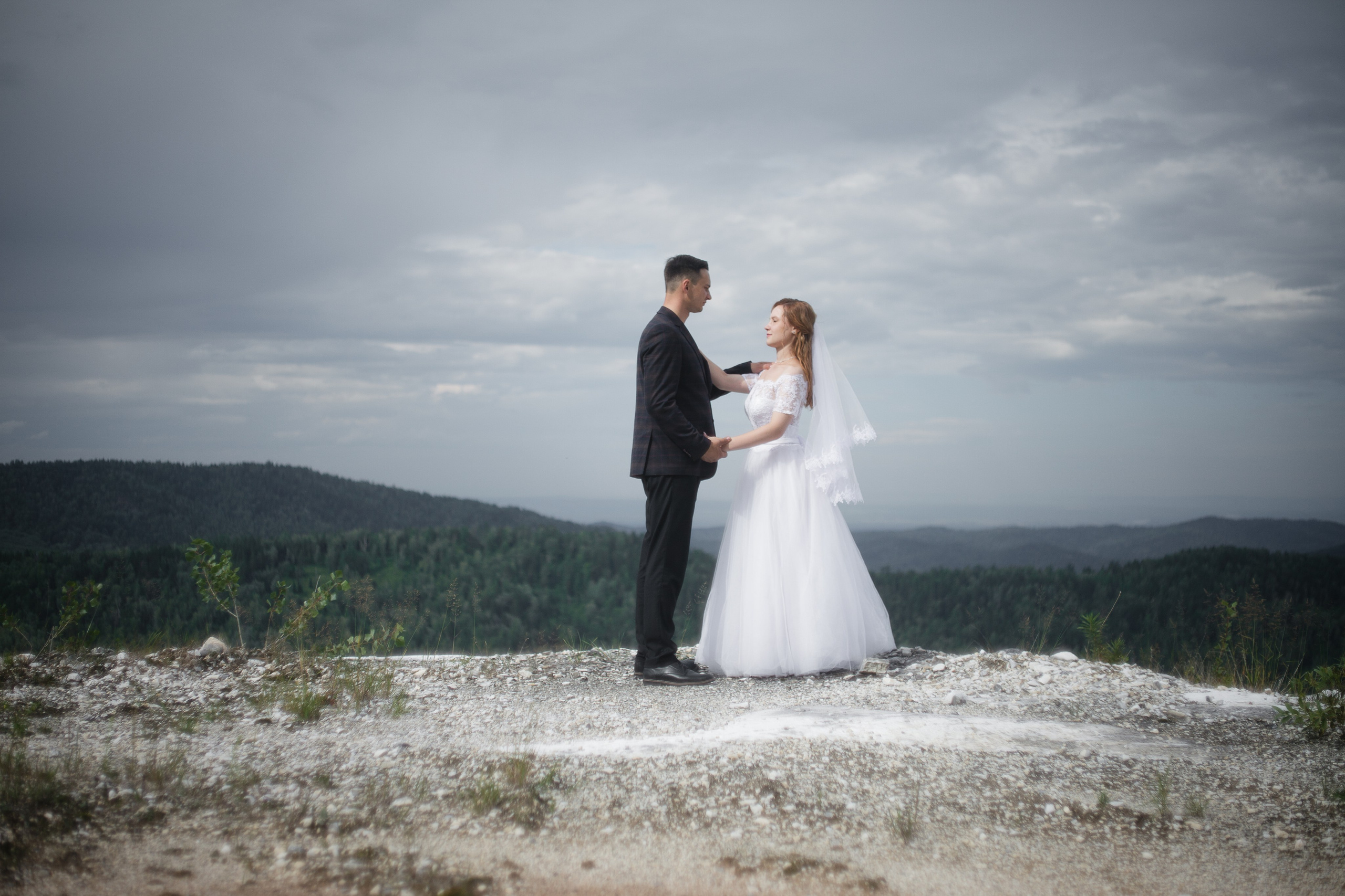 Свадебная фотосессия в Саяногорске. Портреты с душой: Иван Зиновьев -Фотограф в Саяногорске