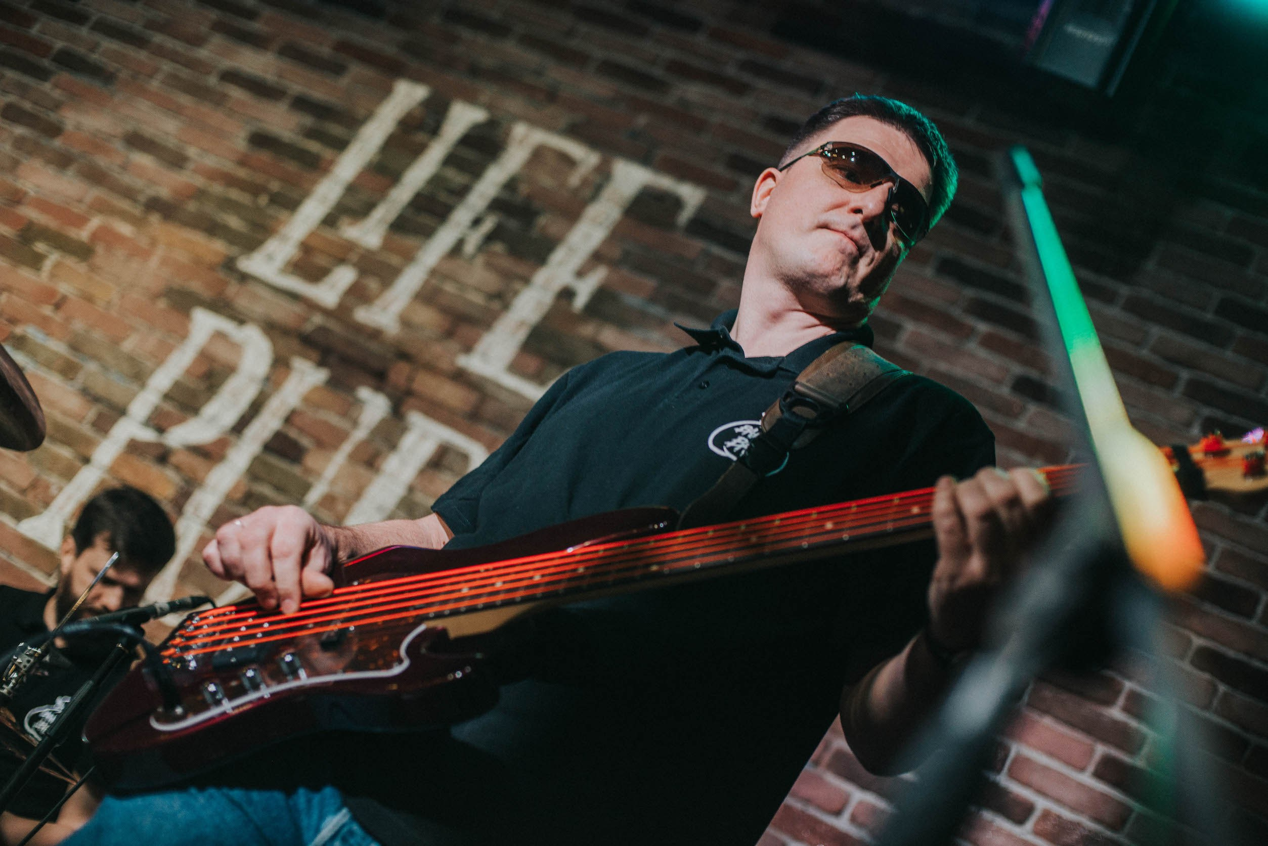 LifePub 16.03.2022. Московская кавер-группа BankBand