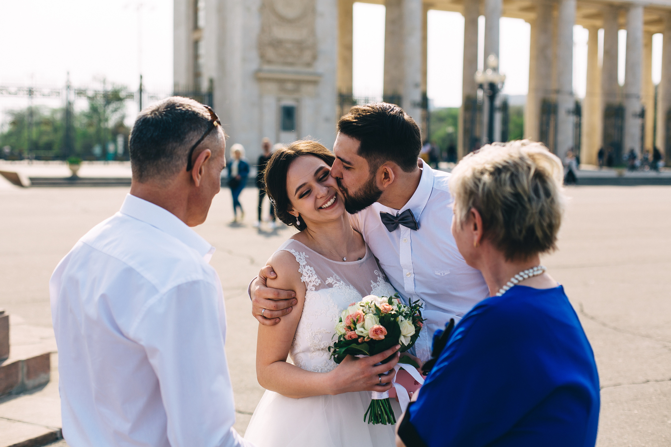 В окруженье друзей, на веселом пиру. Душевный фотограф Ваших самых ярких событий Марина Погребняк