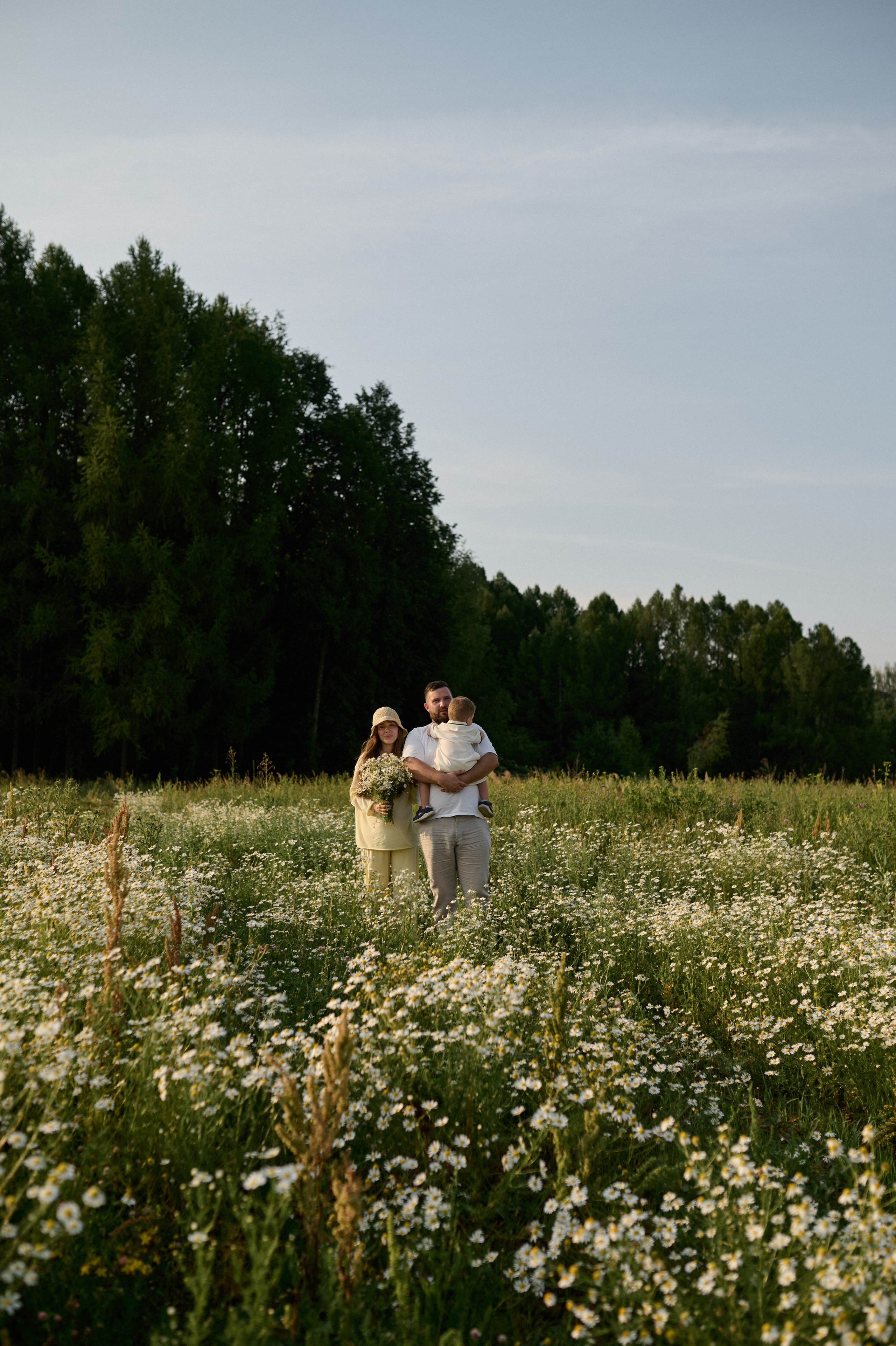 Рома, Оля, Максим и ромашки. Семейный и свадебный lifestyle-фотограф в Москве Мария Петрова