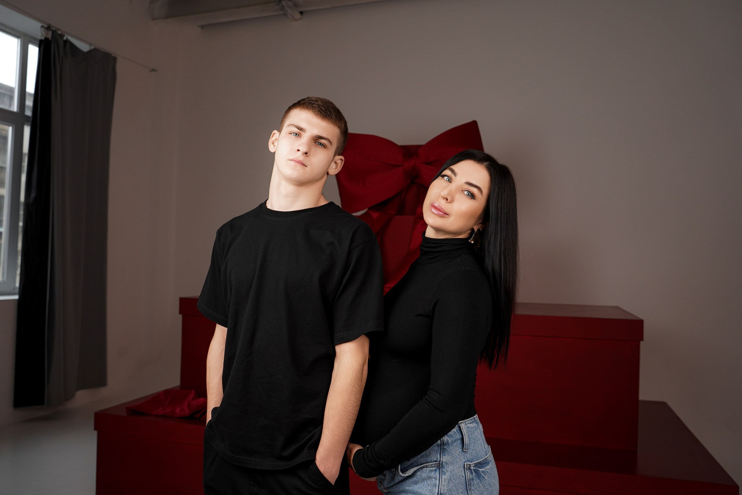 Семейная фотосессия беременности в Ростове-на-Дону. Фотограф Алёна Чёботова. Свадебный фотограф в Ростове-на-Дону. Таинство Крещения и Венчания, семейные фотосессии. Алёна Чёботова