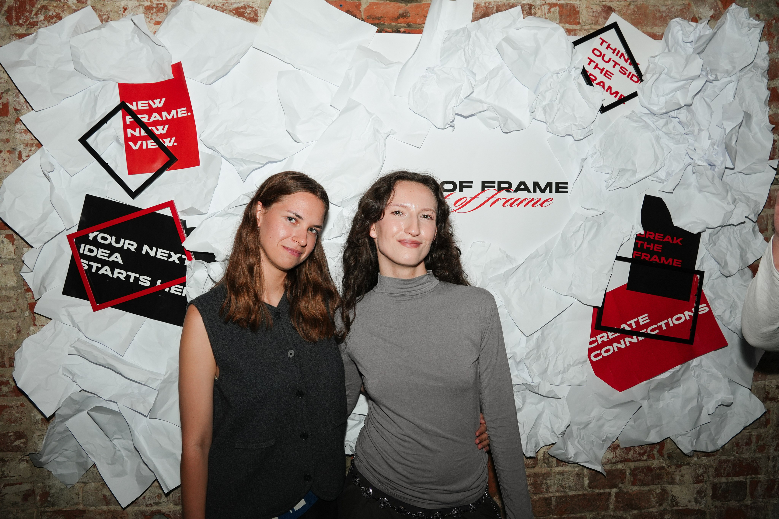 «OUT OF FRAME» / 18.06. Репортажный фотограф в Москве Старовойтов Матвей