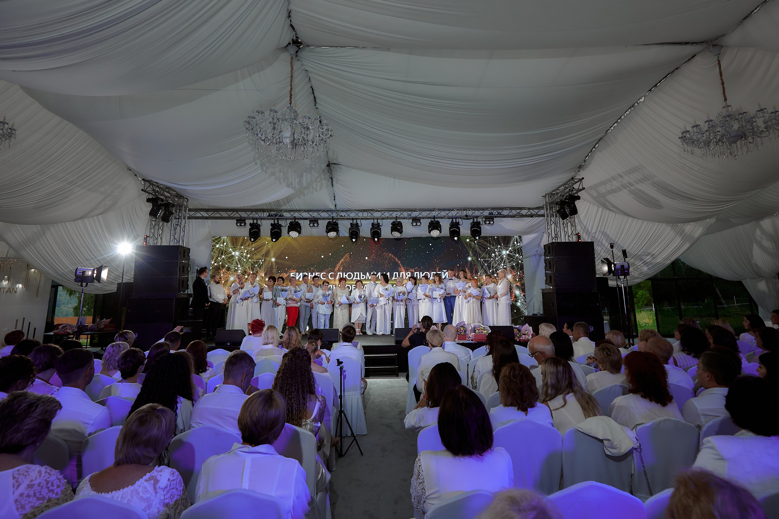 День рождение компании Мейтан. Свадебный репортажный и фуд фотограф в Барнауле Гайфулин Виталий