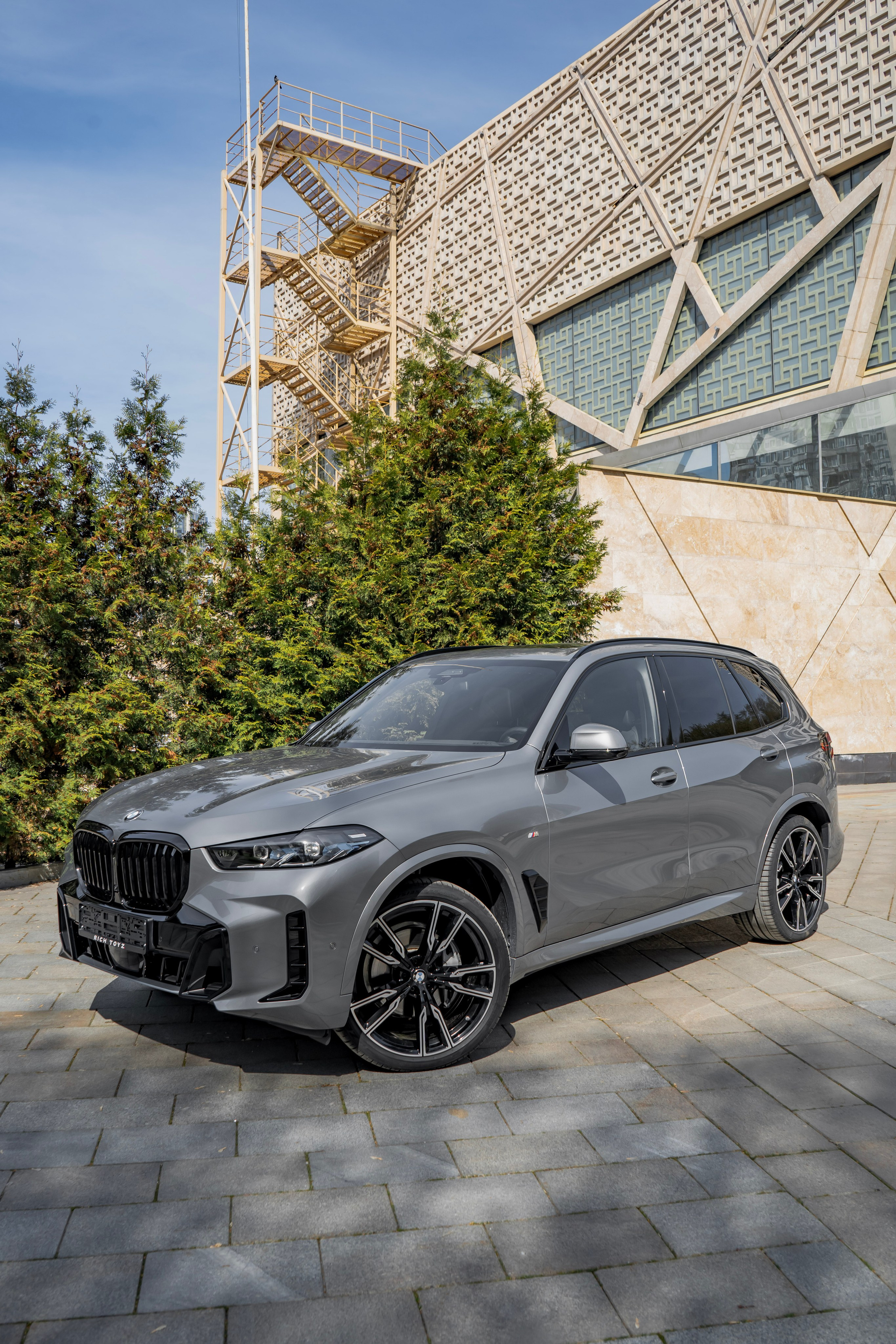 BMW X5. Автомобильный фотограф Ногинск Денис Городок
