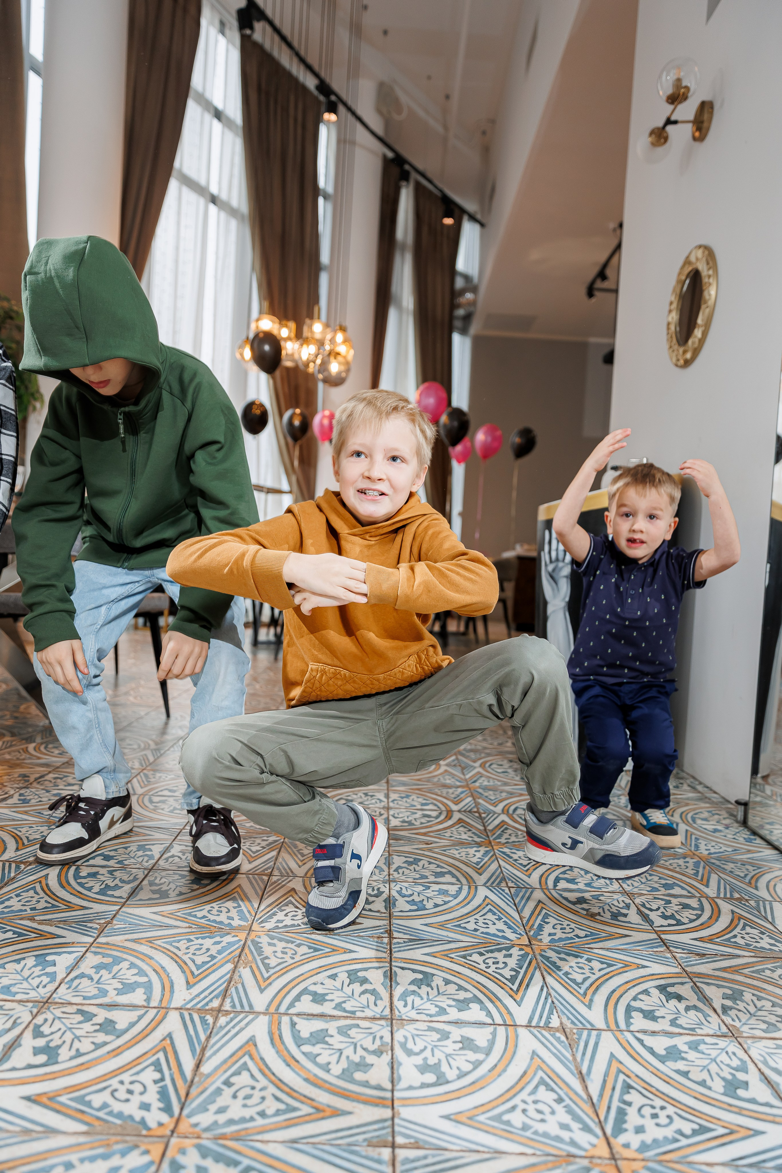 День рождения Насти «Венсдэй во Вкусотеррии». Семейный и детский фотограф Комина Елена, Власиха, Одинцово