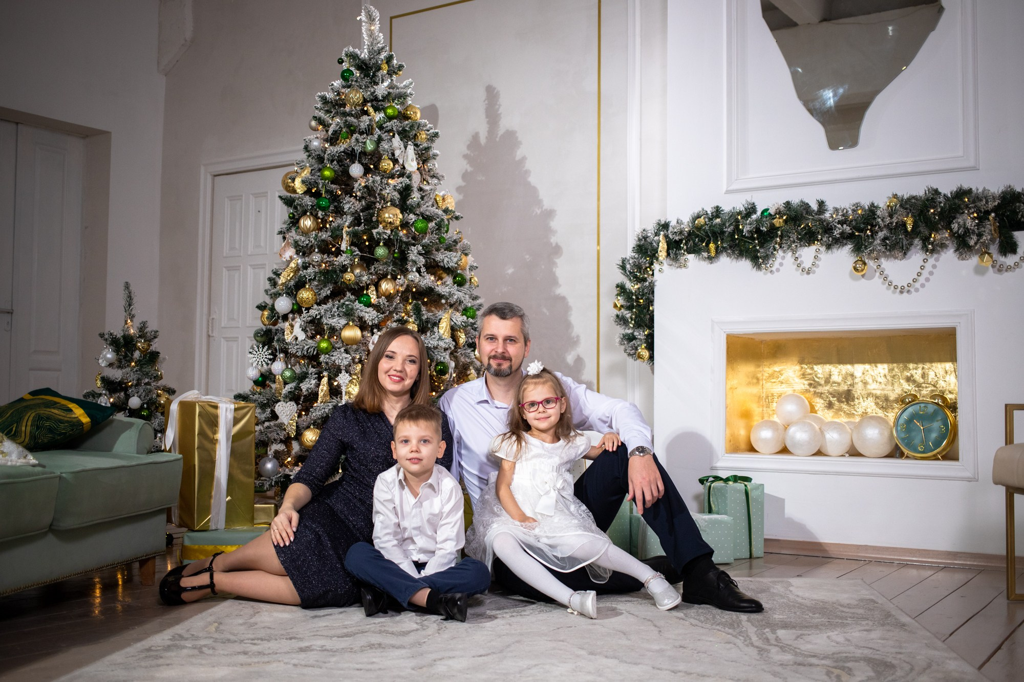 Семейная съёмка Новый Год. Репортажный, промышленный и маркетплейс-фотограф Дмитрий Чернат