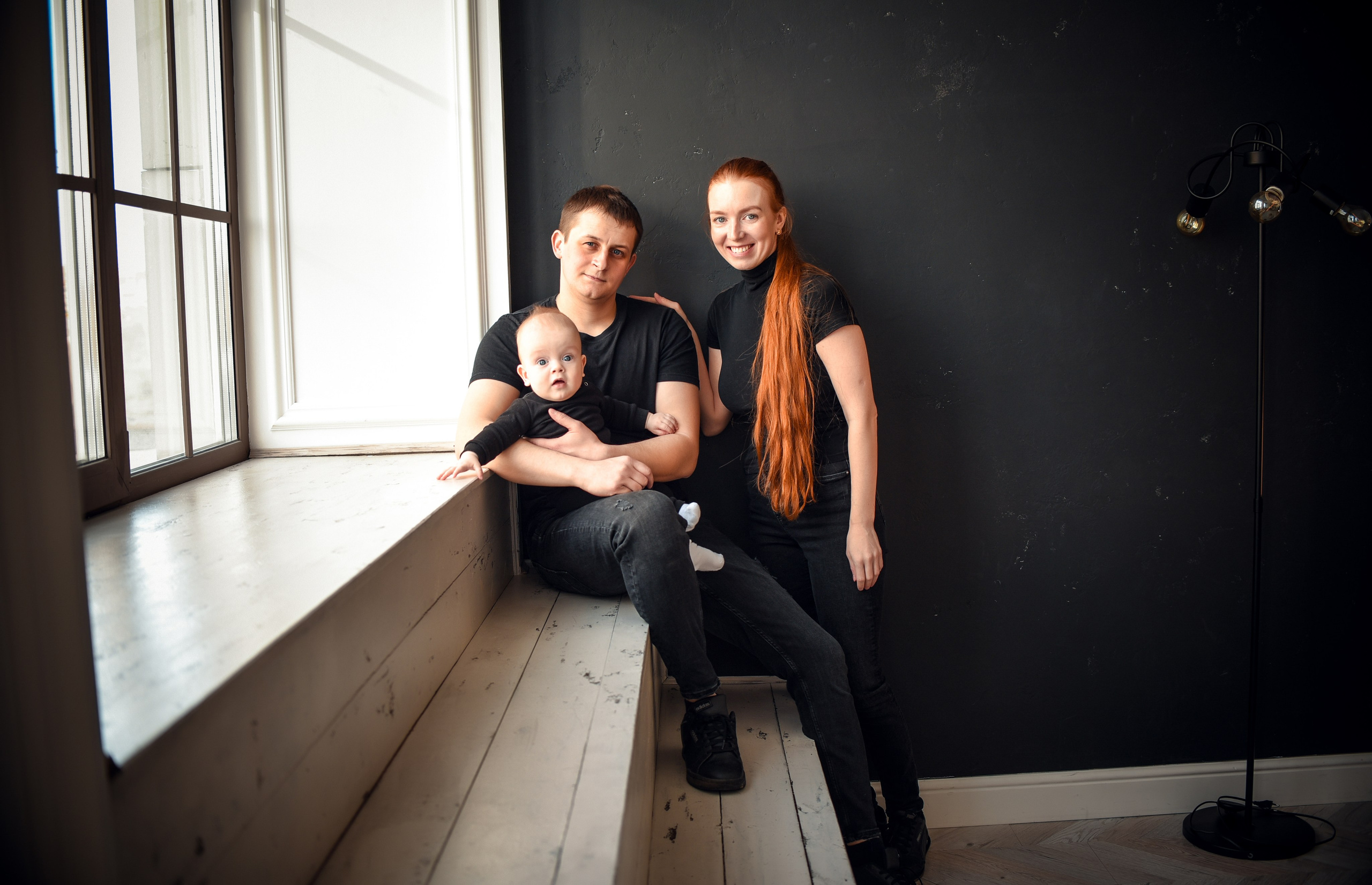 Семейная студийная фотосессия 3. Свадебный, семейный, детский, контент фотограф в Омске Максим Ильин